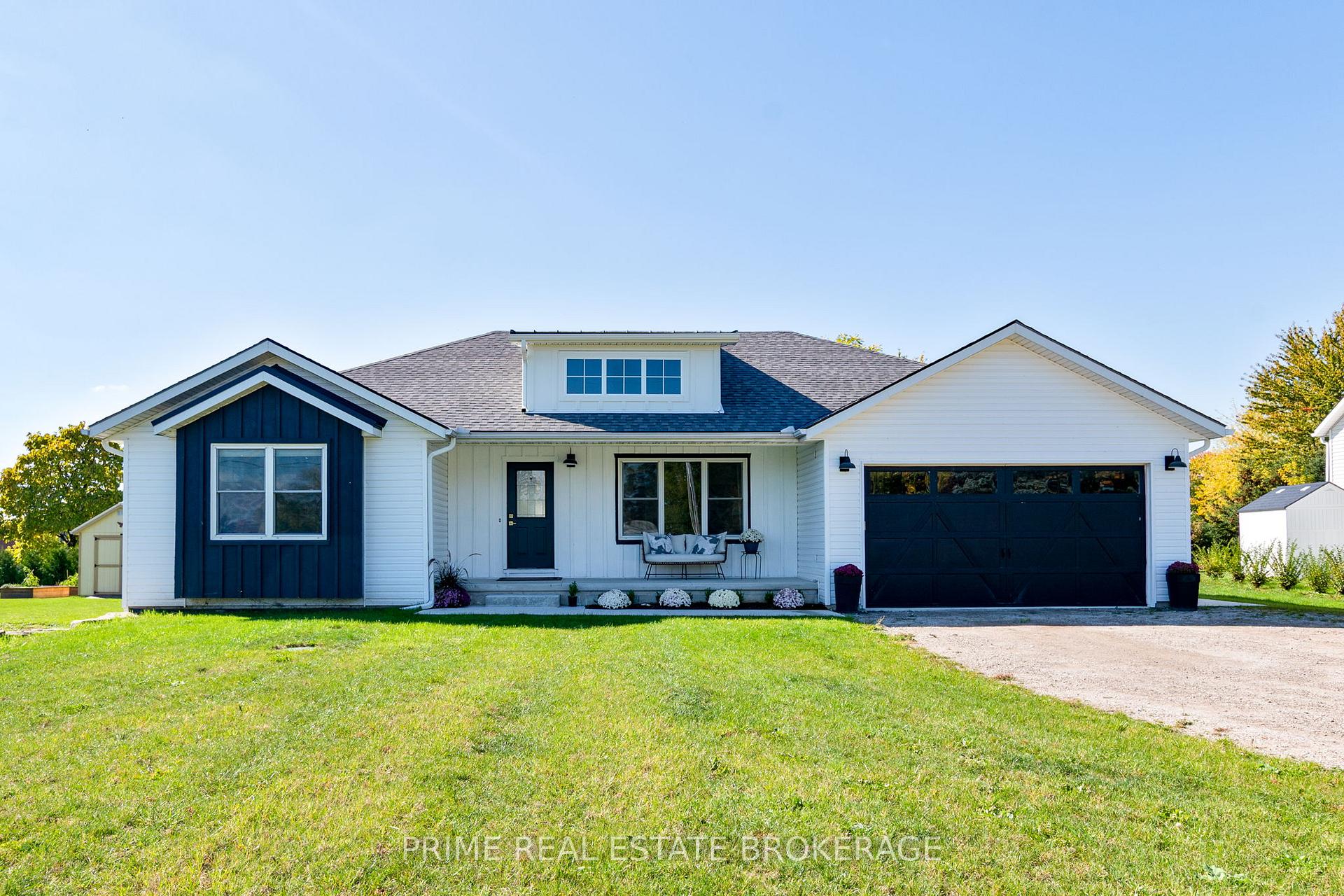 Photo 1 of 8865 Iona Road, Dutton/Dunwich, Iona — HOMEH