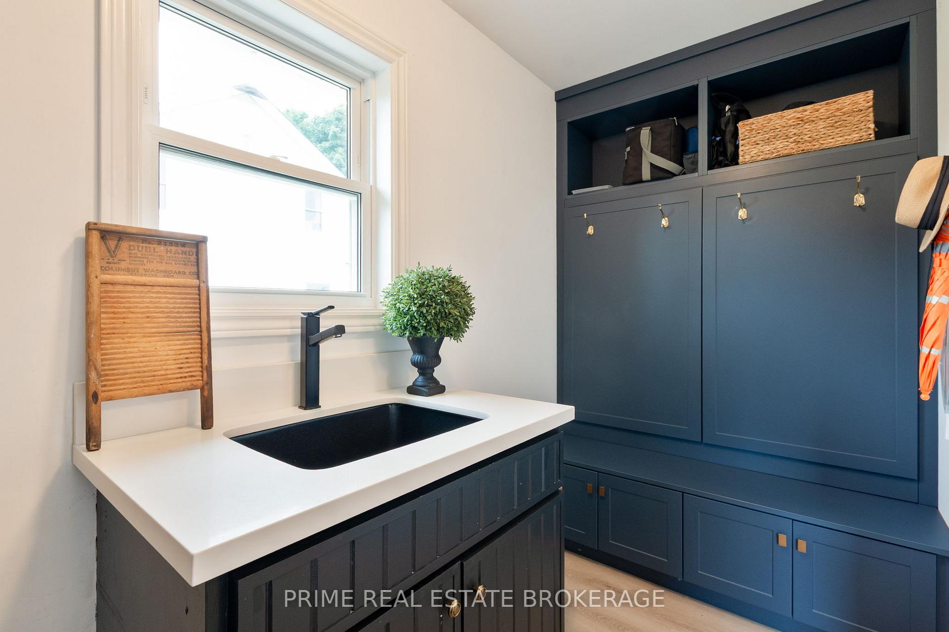 Photo 17 of 8865 Iona Road, Dutton/Dunwich, Iona — HOMEH