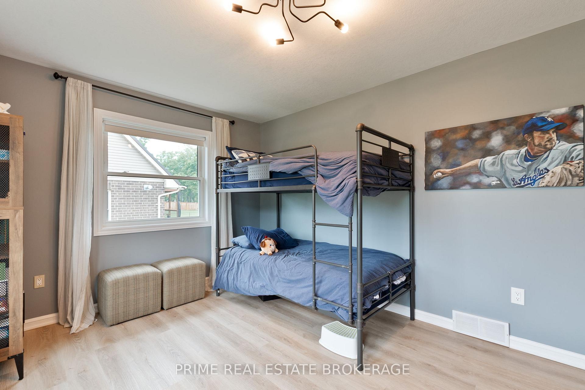 Photo 24 of 8865 Iona Road, Dutton/Dunwich, Iona — HOMEH