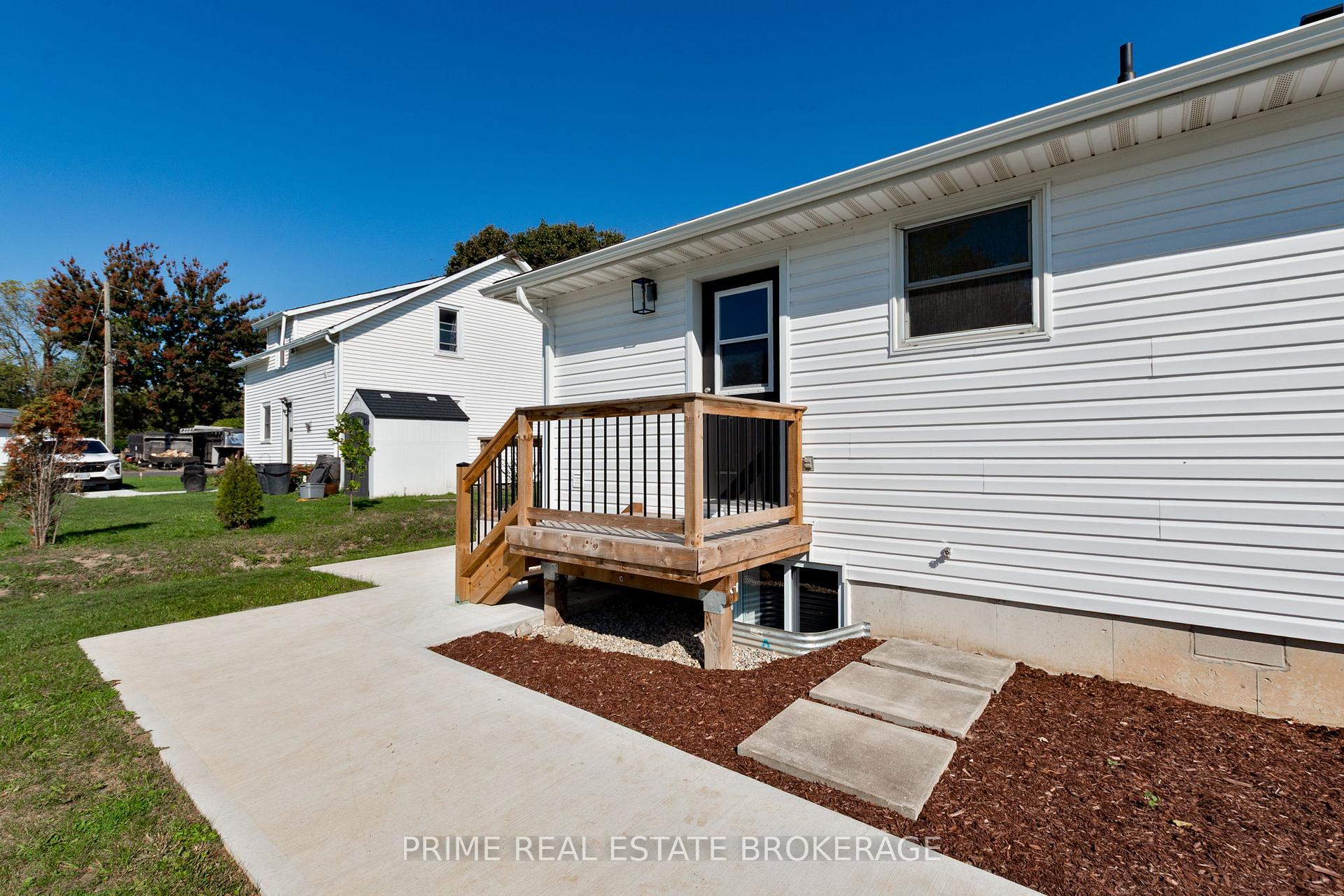 Photo 45 of 8865 Iona Road, Dutton/Dunwich, Iona — HOMEH