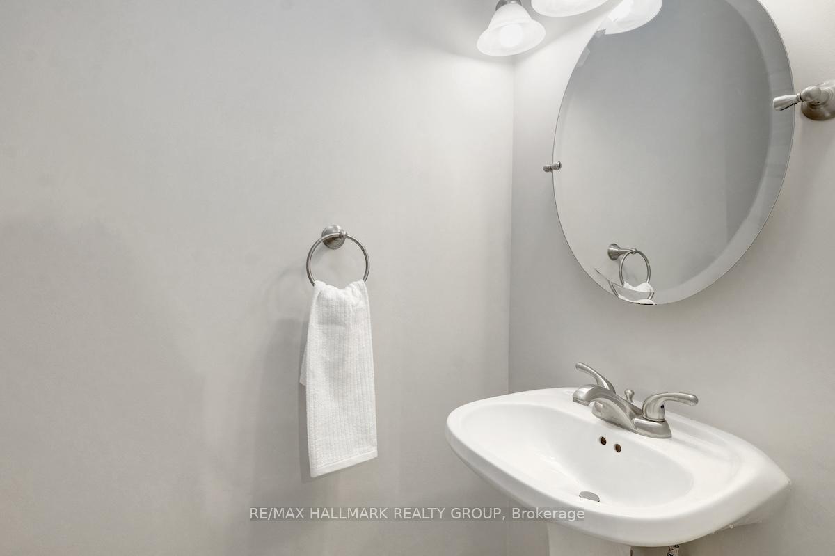 Photo 6 of Unit 632, 515 St Laurent Boulevard, Ottawa, Viscount Alexander Park — HOMEH