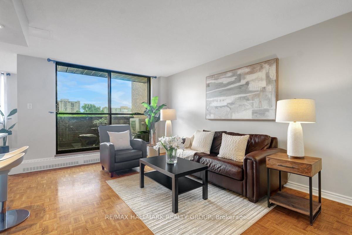 Photo 7 of Unit 632, 515 St Laurent Boulevard, Ottawa, Viscount Alexander Park — HOMEH