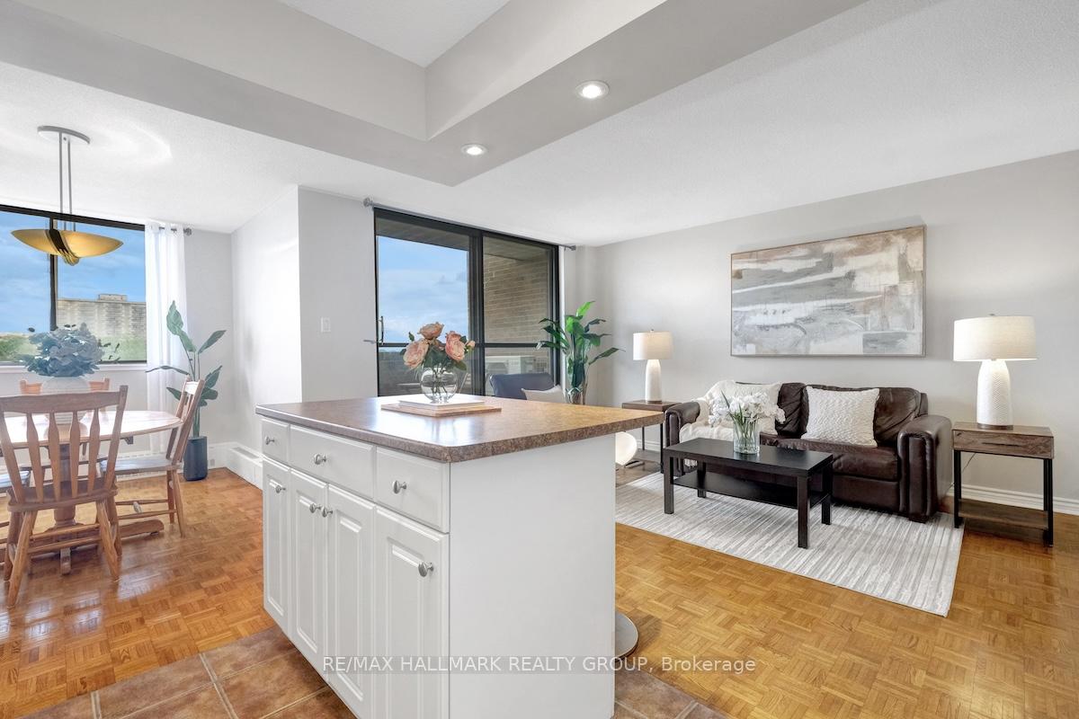 Photo 16 of Unit 632, 515 St Laurent Boulevard, Ottawa, Viscount Alexander Park — HOMEH