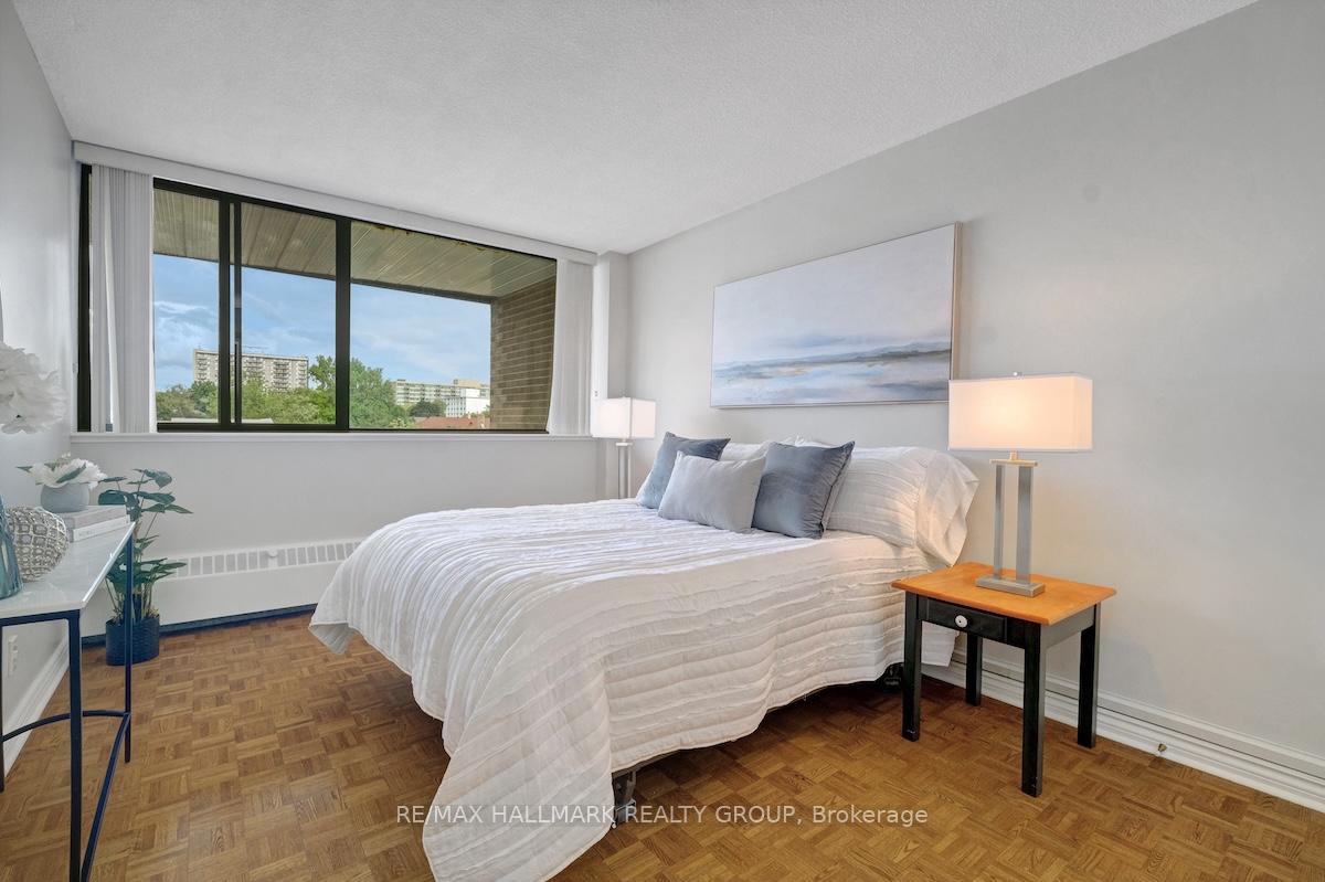 Photo 23 of Unit 632, 515 St Laurent Boulevard, Ottawa, Viscount Alexander Park — HOMEH