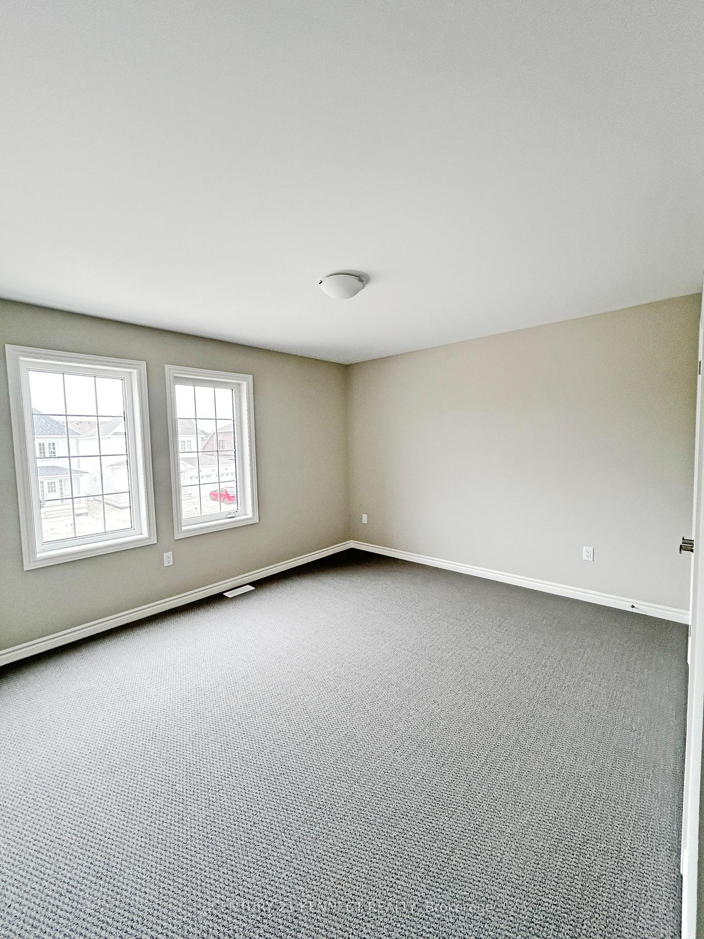 Photo 10 of 280 Springfield Crescent, Clearview, Stayner — HOMEH