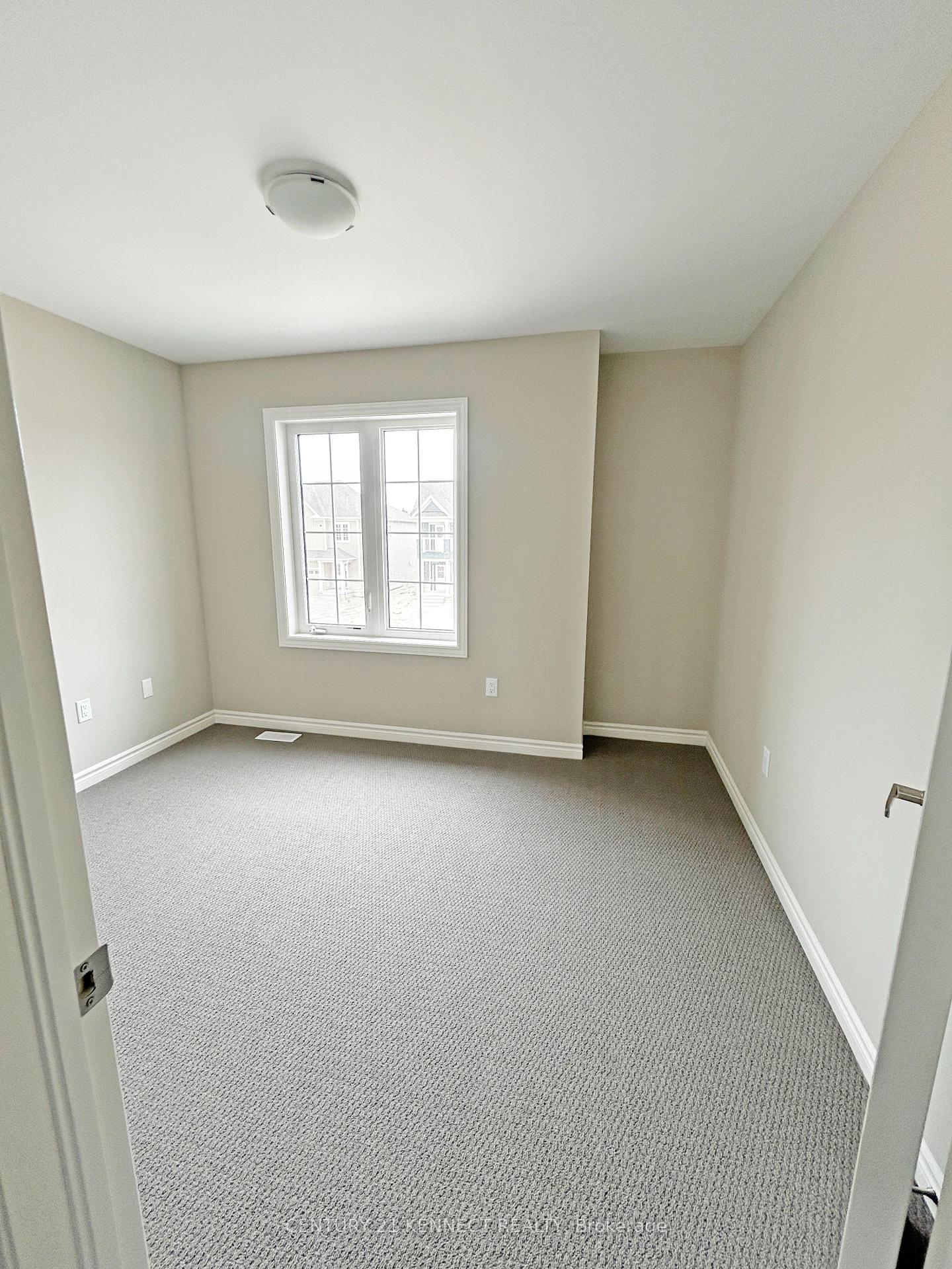 Photo 13 of 280 Springfield Crescent, Clearview, Stayner — HOMEH