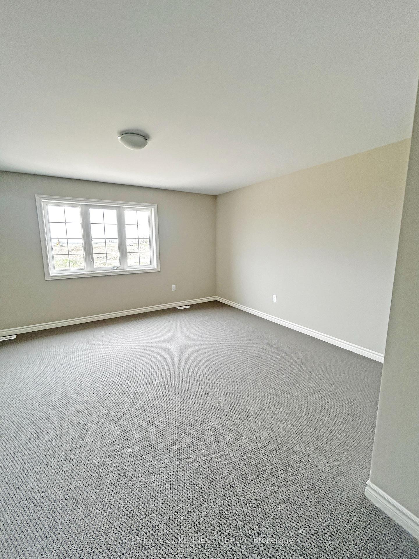 Photo 20 of 280 Springfield Crescent, Clearview, Stayner — HOMEH