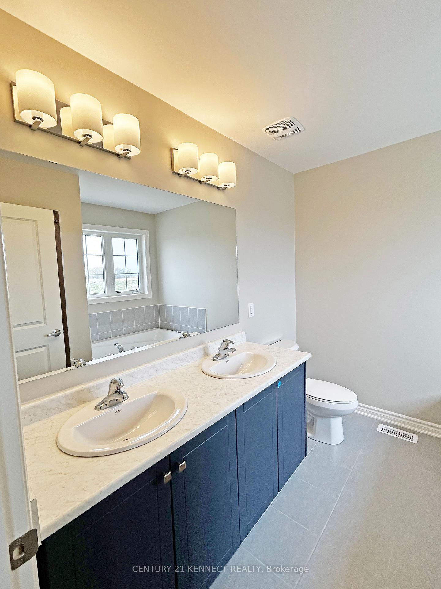 Photo 23 of 280 Springfield Crescent, Clearview, Stayner — HOMEH