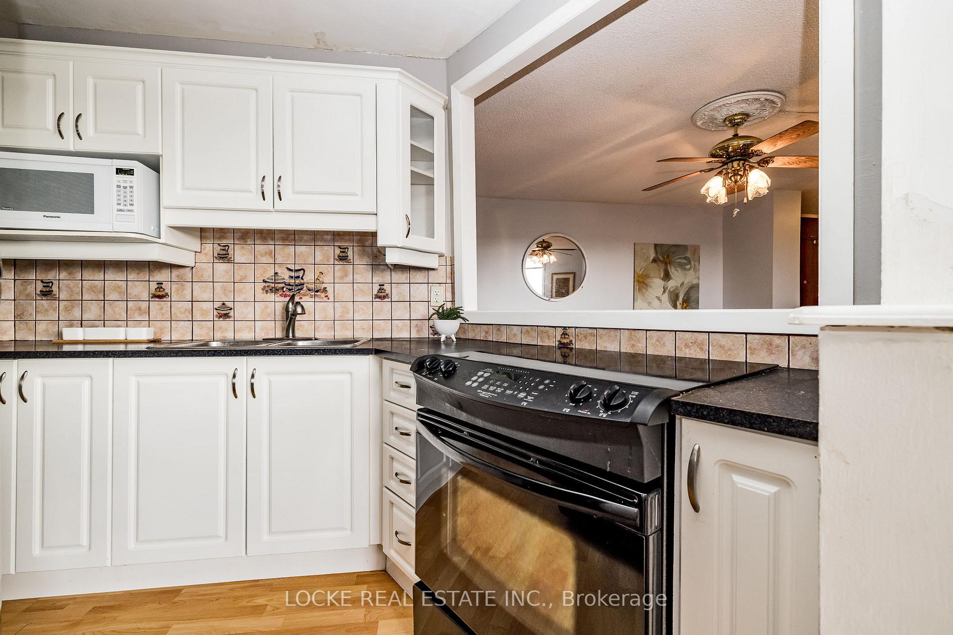 Photo 14 of Unit 918, 2020 Jasmine Crescent, Ottawa, Beacon Hill South — HOMEH