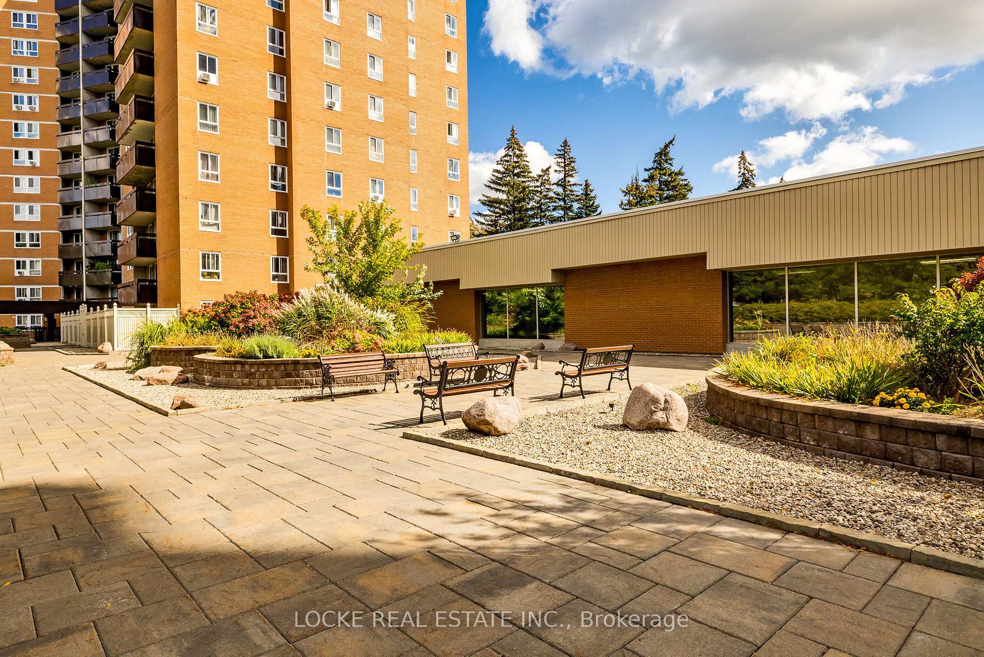 Photo 27 of Unit 918, 2020 Jasmine Crescent, Ottawa, Beacon Hill South — HOMEH