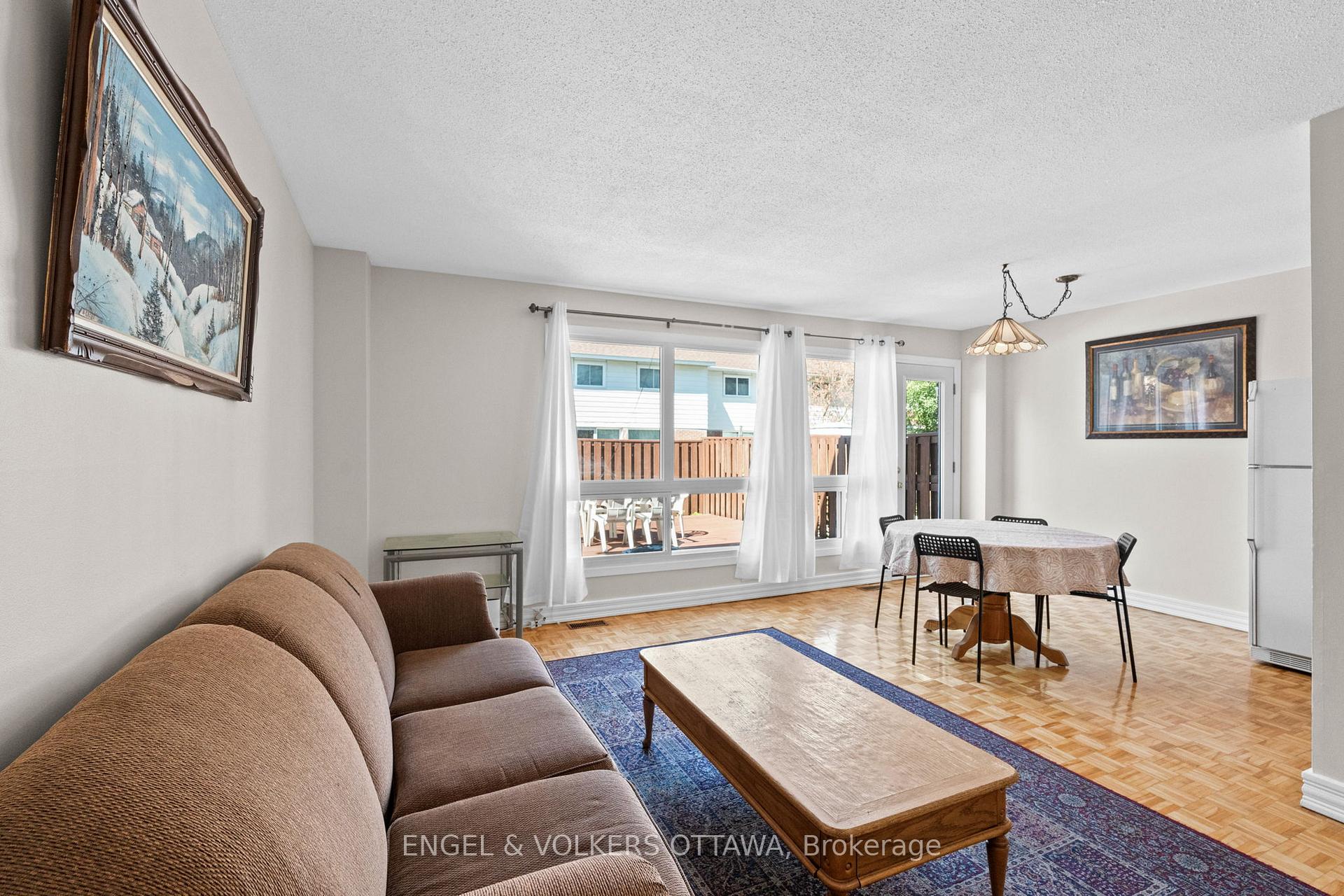 Photo 6 of 189 Birch Hill Private, Ottawa, Carson Meadows — HOMEH