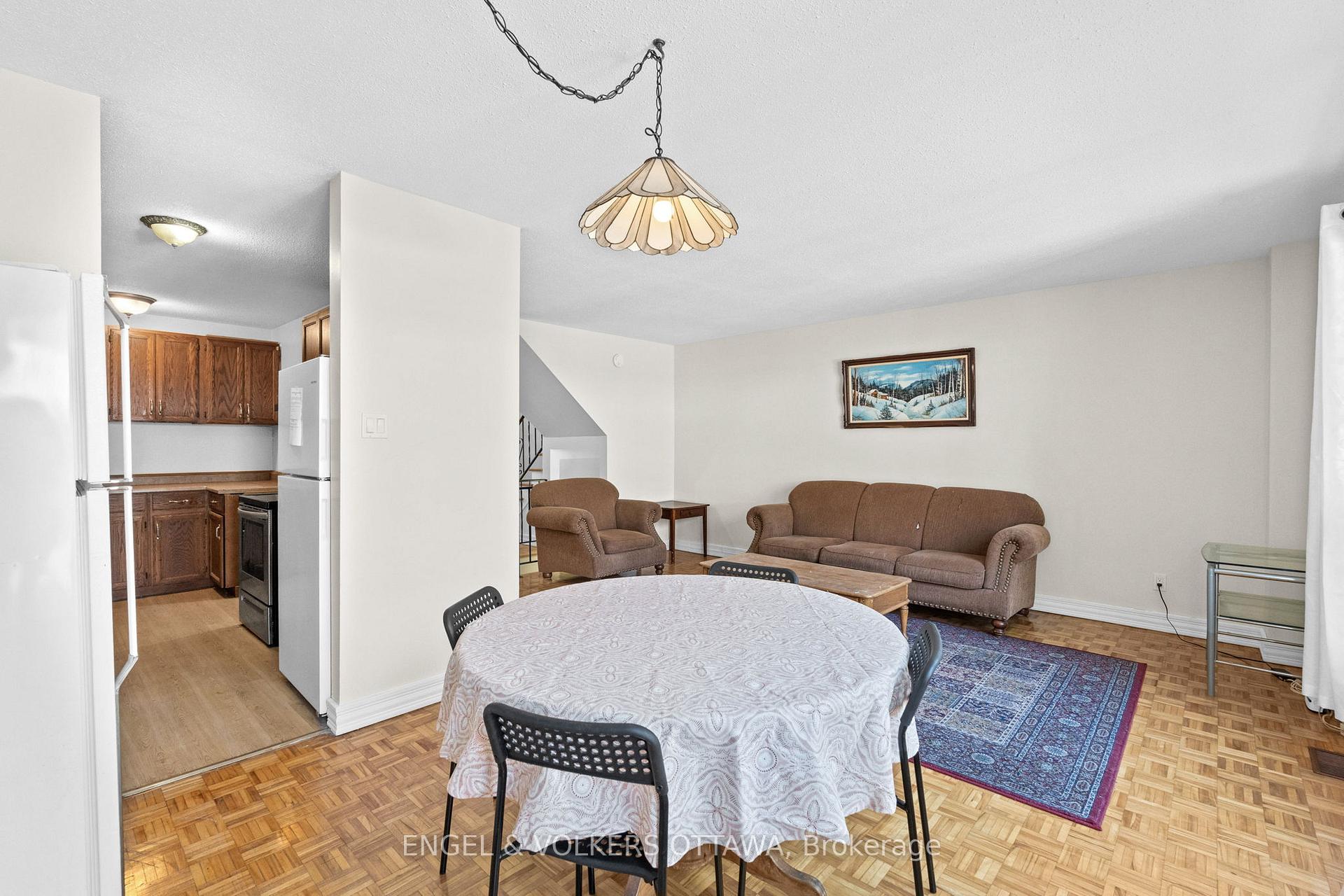 Photo 11 of 189 Birch Hill Private, Ottawa, Carson Meadows — HOMEH