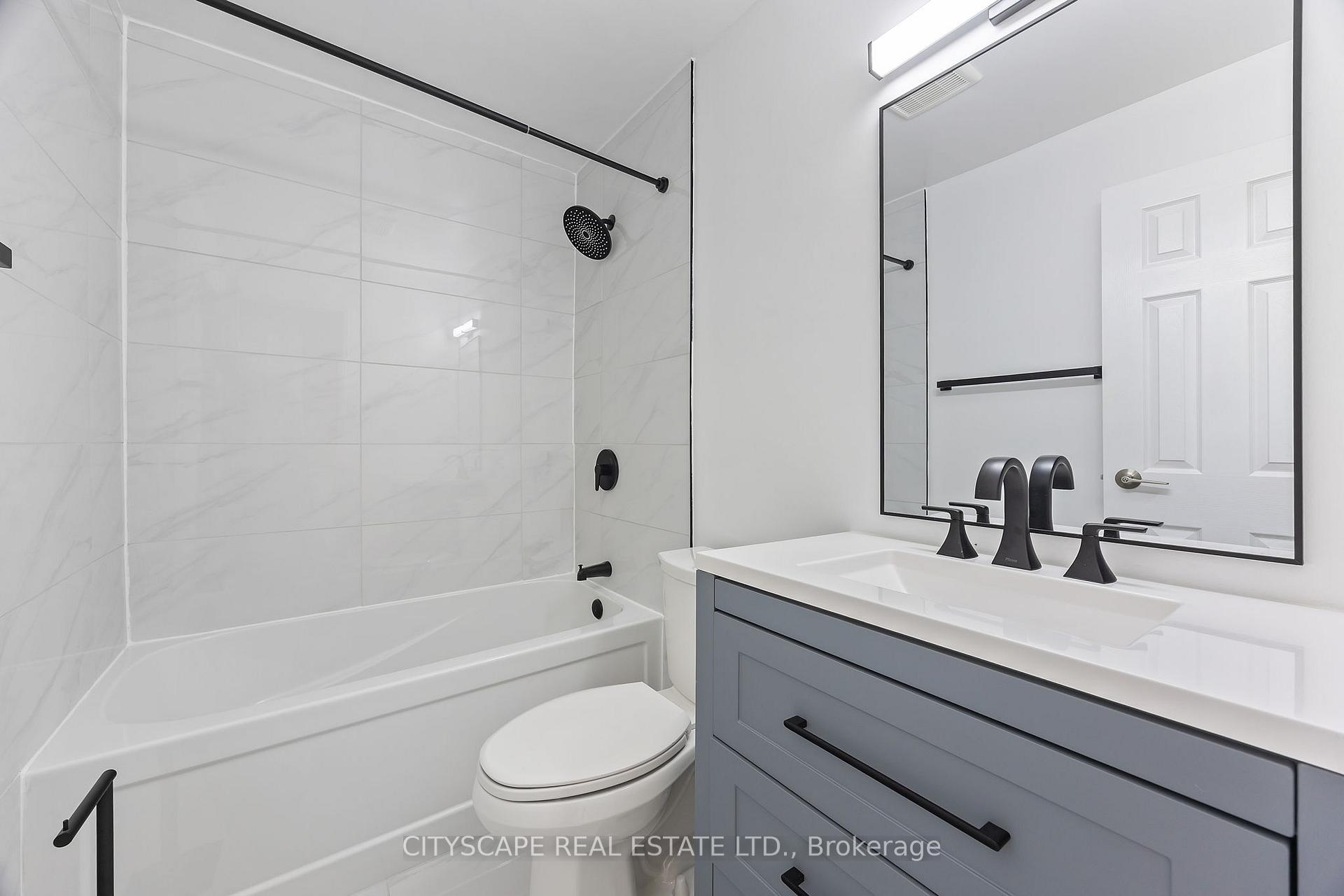 Photo 13 of Unit 301, 16 Elgin Street, Markham, Thornhill — HOMEH
