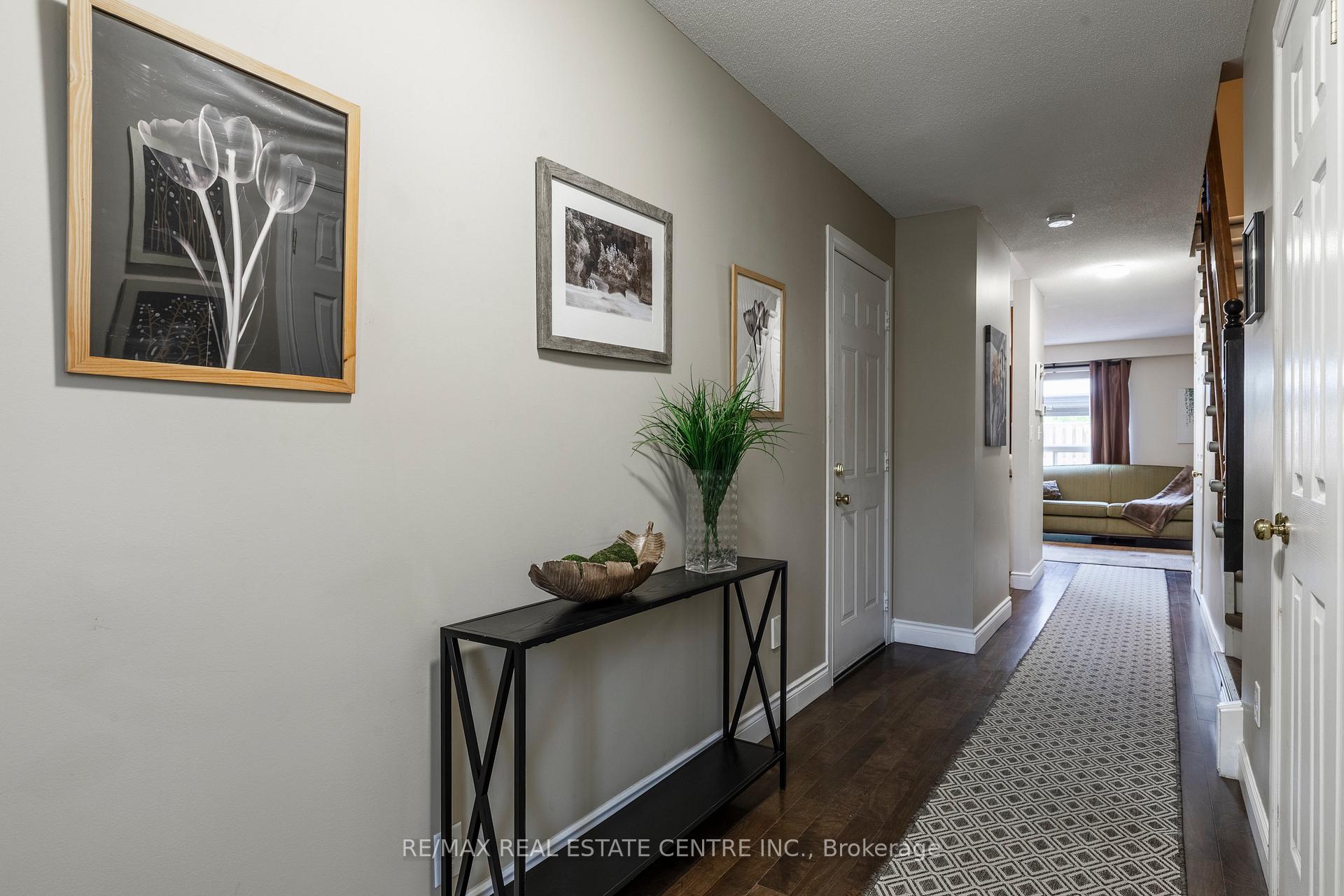 Photo 5 of Unit 37, 10 Cadham Boulevard, Hamilton, Broughton — HOMEH