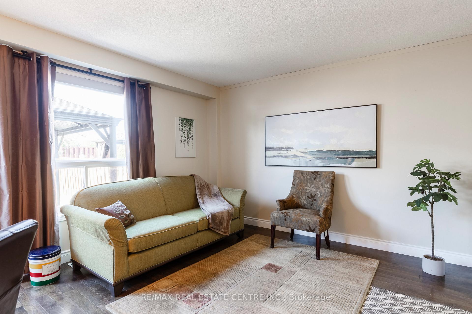 Photo 16 of Unit 37, 10 Cadham Boulevard, Hamilton, Broughton — HOMEH
