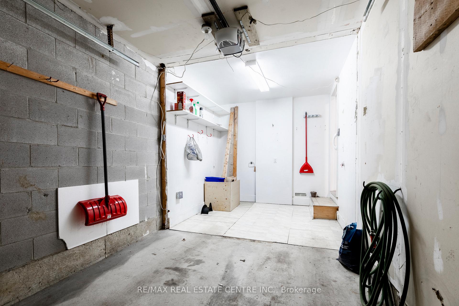 Photo 37 of Unit 37, 10 Cadham Boulevard, Hamilton, Broughton — HOMEH