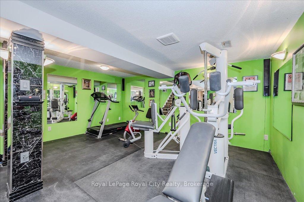 Photo 6 of Unit 2, 40 Silvercreek Parkway N, Guelph, Junction/Onward Willow — HOMEH