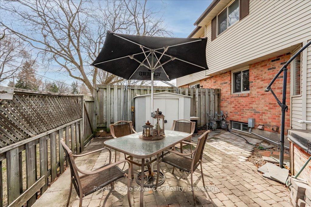 Photo 17 of Unit 2, 40 Silvercreek Parkway N, Guelph, Junction/Onward Willow — HOMEH