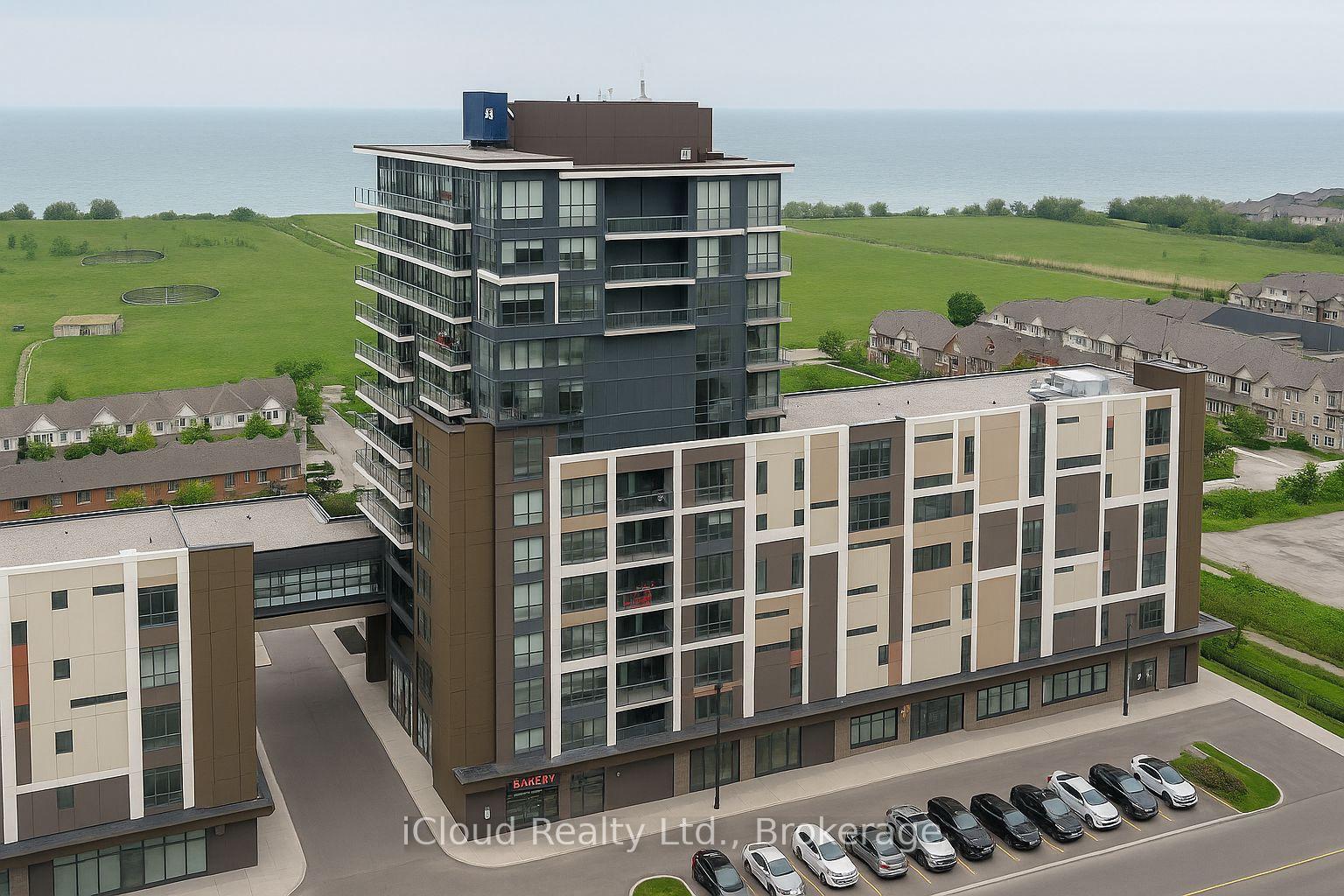 Front of Unit 703, 550 North Service Road