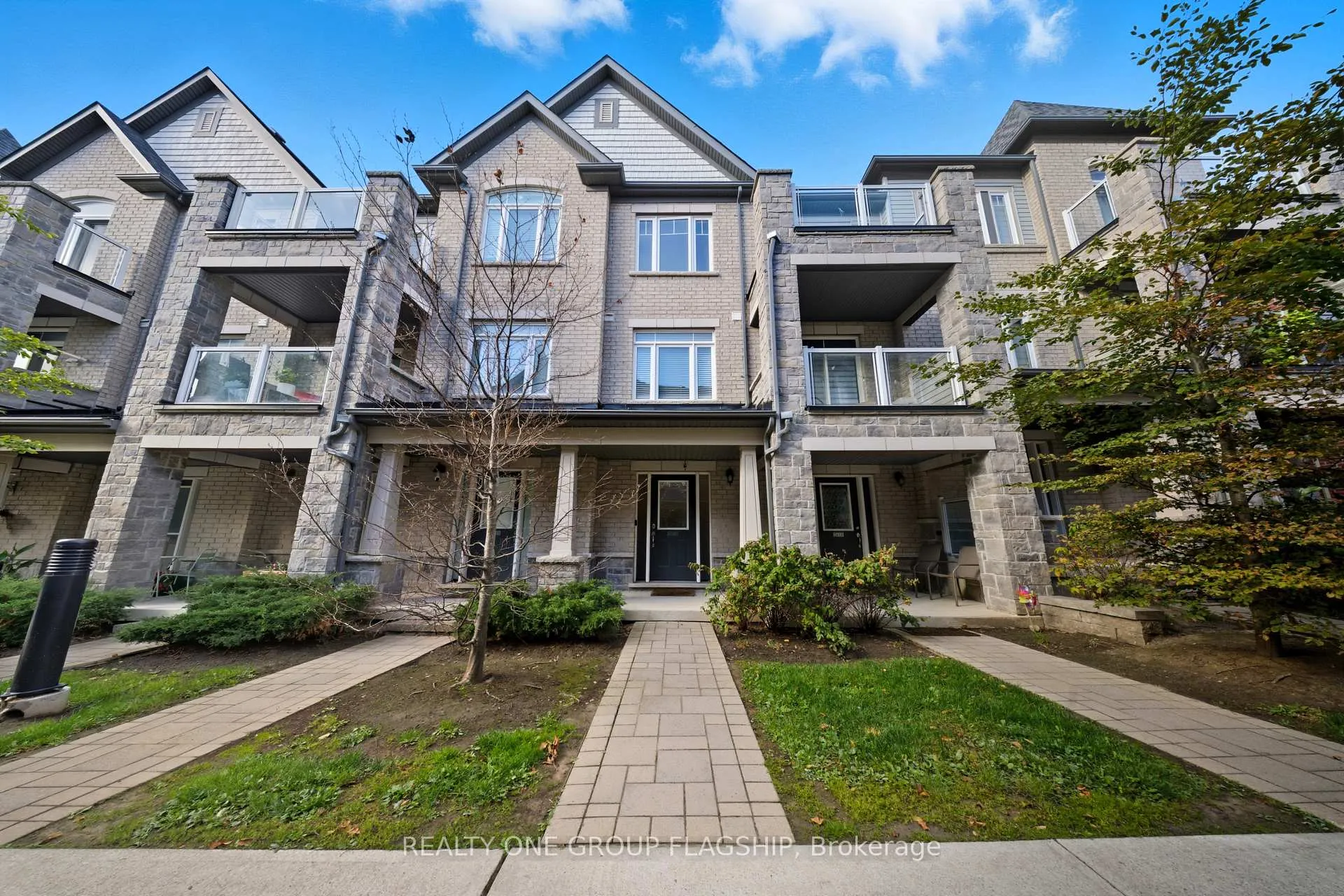 Front of 2613 Garrison Crossing