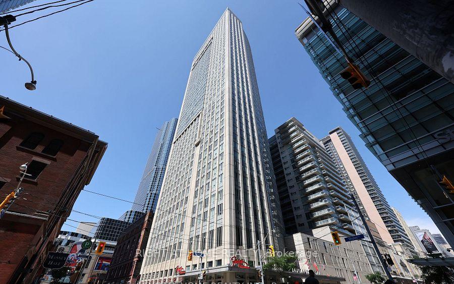 Front of Unit 4309, 210 Victoria Street