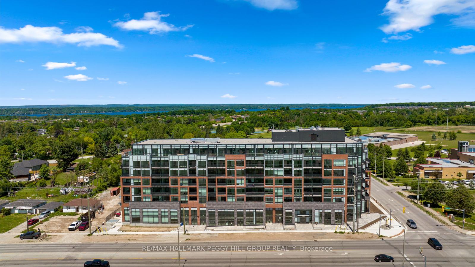 Front of Unit 502, 681 Yonge Street