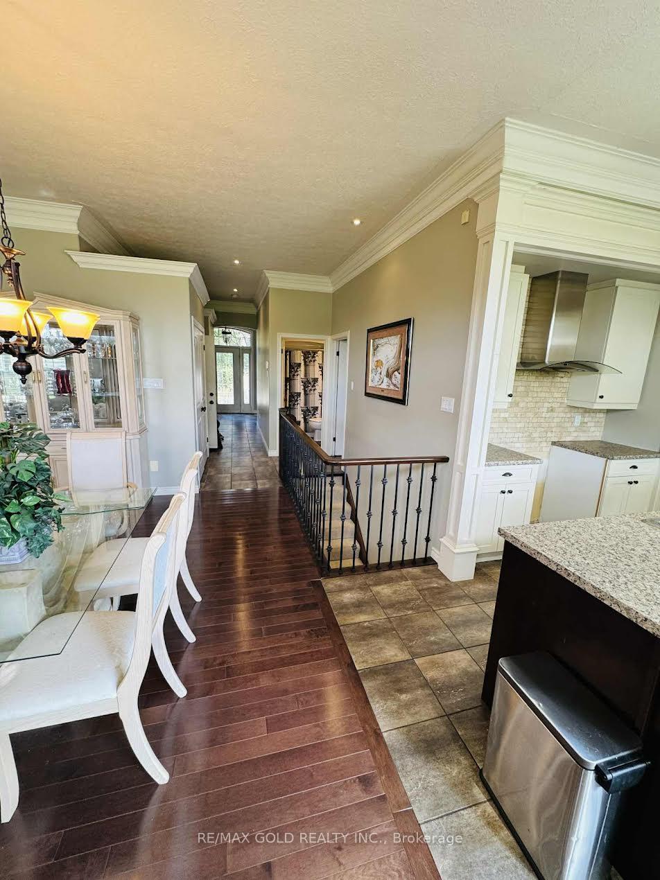 Photo 7 of Unit #10, 68 Fairview Drive, Brantford — HOMEH