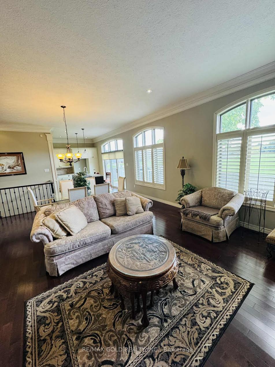Photo 10 of Unit #10, 68 Fairview Drive, Brantford — HOMEH
