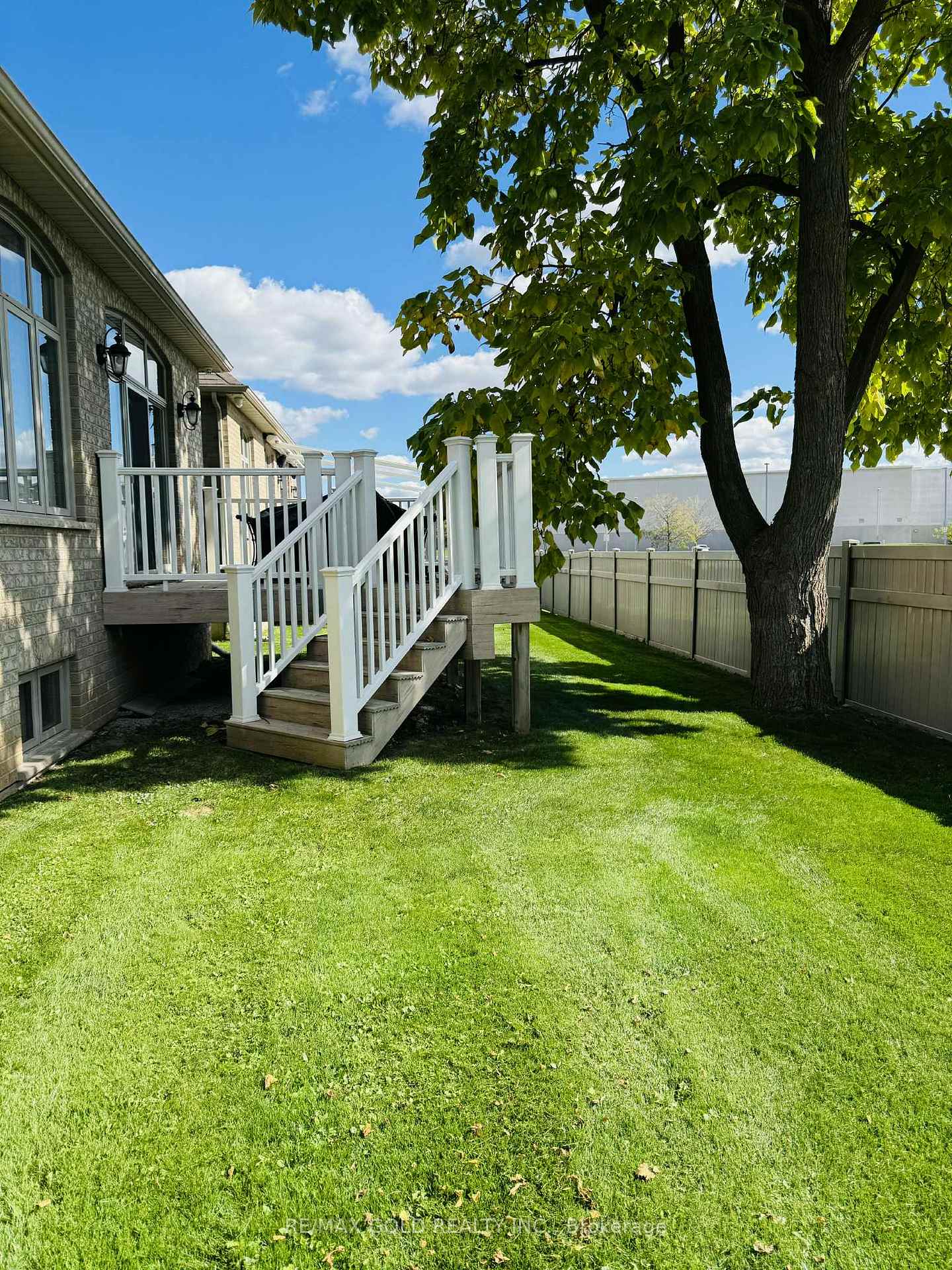 Photo 49 of Unit #10, 68 Fairview Drive, Brantford — HOMEH