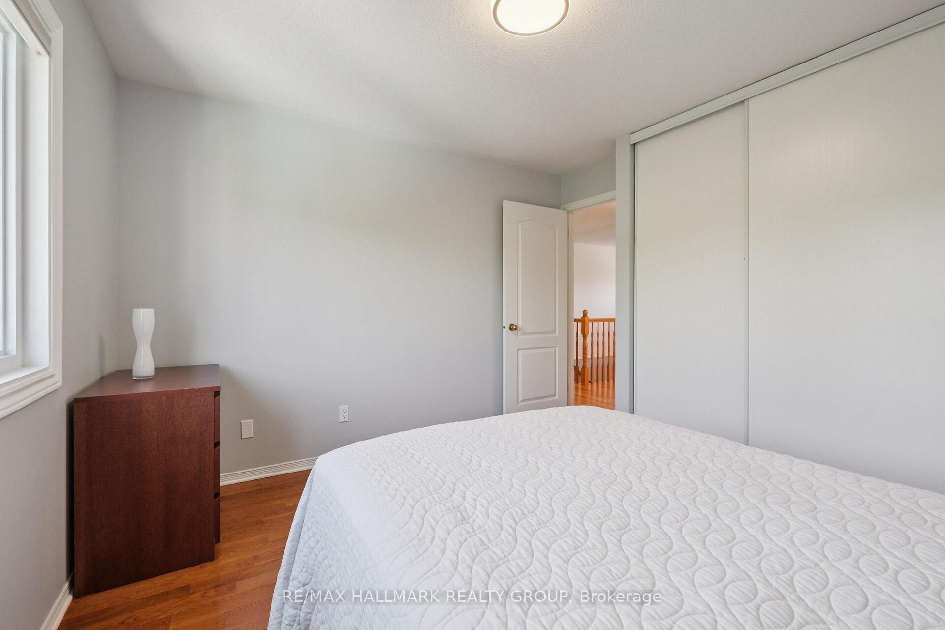 Photo 23 of 3034 Courtyard Crescent, Ottawa, Upper Hunt Club — HOMEH
