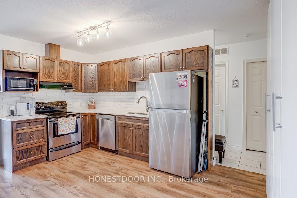 Photo 12 of Unit 204, 111 Grey Street, Brant, Brantford Twp — HOMEH