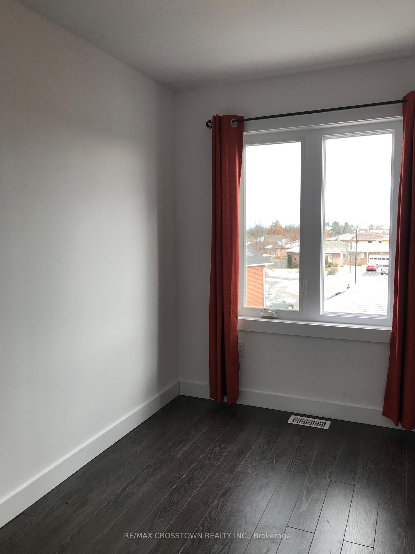 Photo 11 of Unit 20, 540 Essa Road, Barrie, Holly — HOMEH