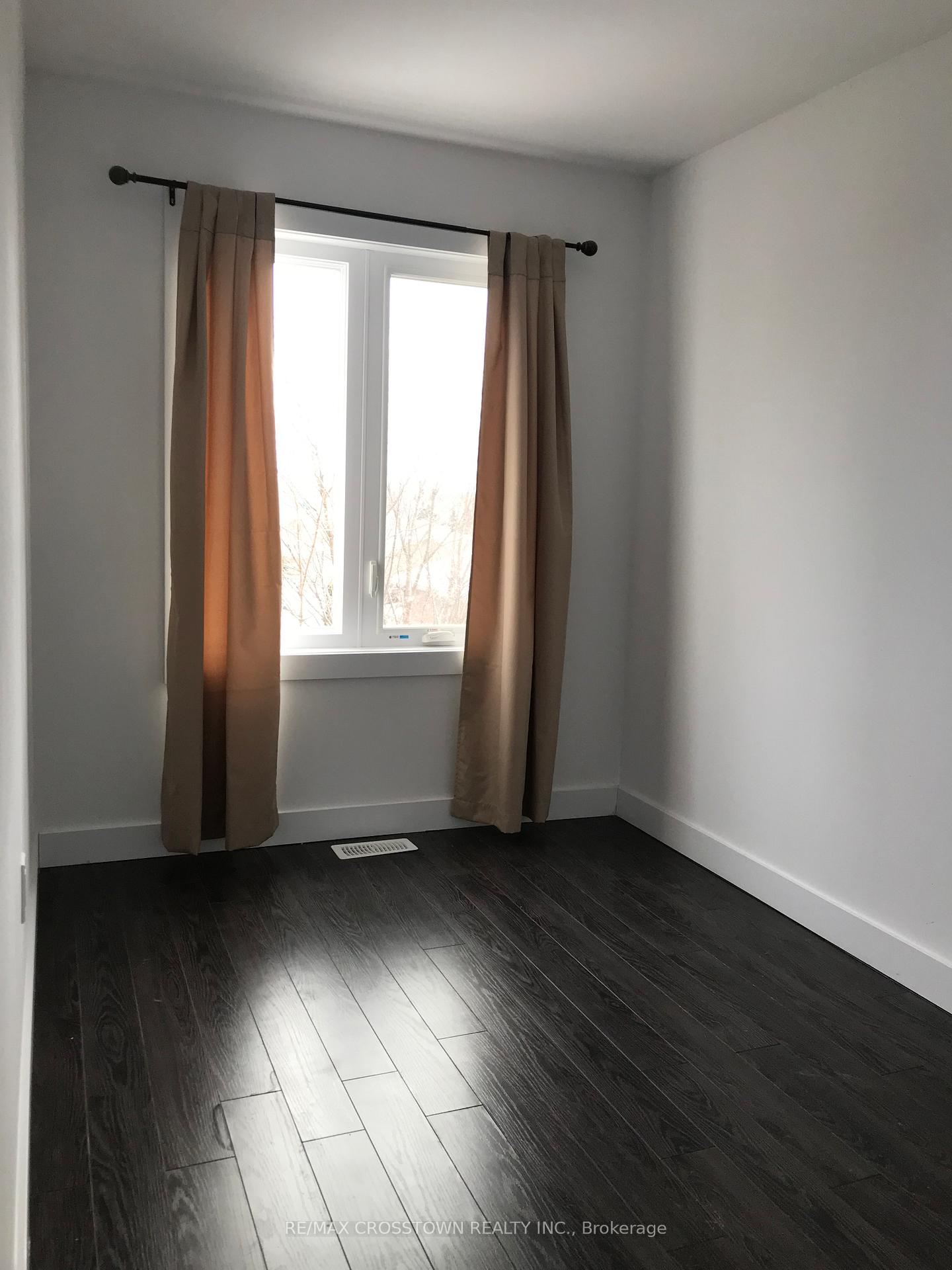 Photo 9 of Unit 20, 540 Essa Road, Barrie, Holly — HOMEH