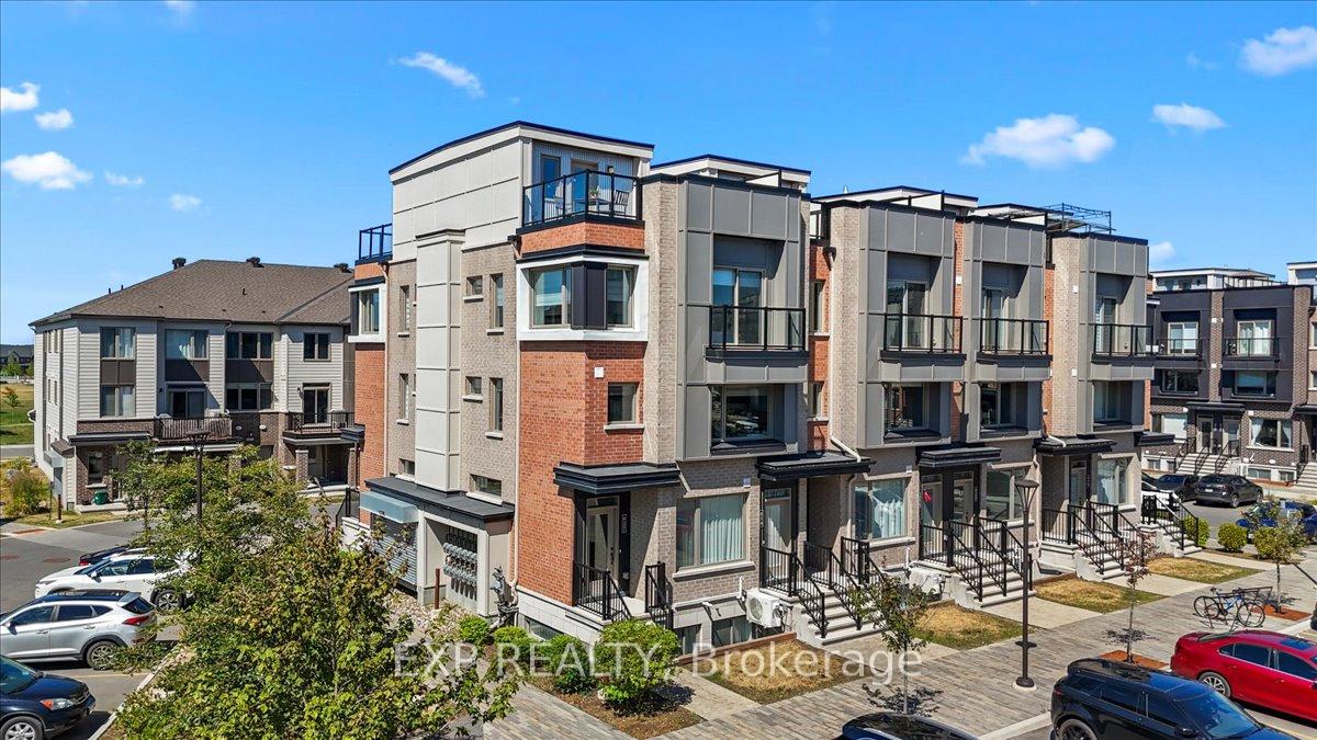 Photo 2 of 617 Makwa Private, Ottawa, CFB Rockcliffe and Area — HOMEH