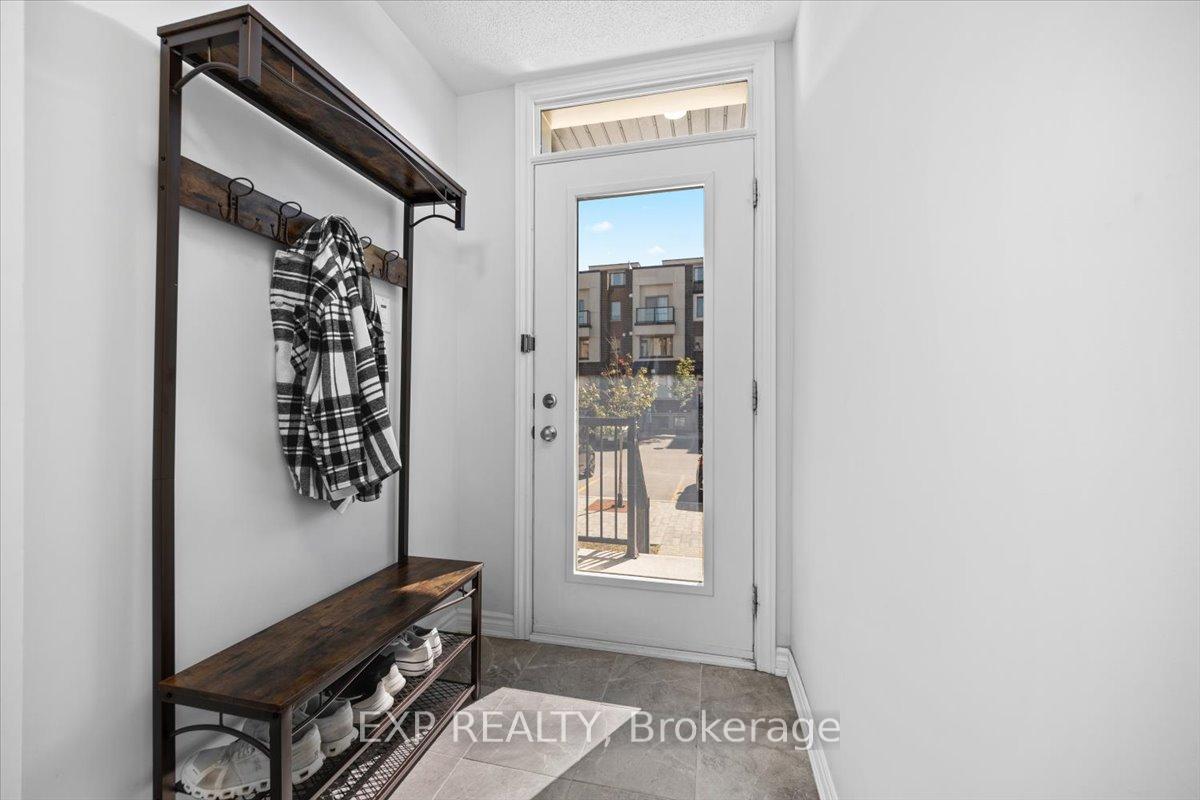 Photo 3 of 617 Makwa Private, Ottawa, CFB Rockcliffe and Area — HOMEH
