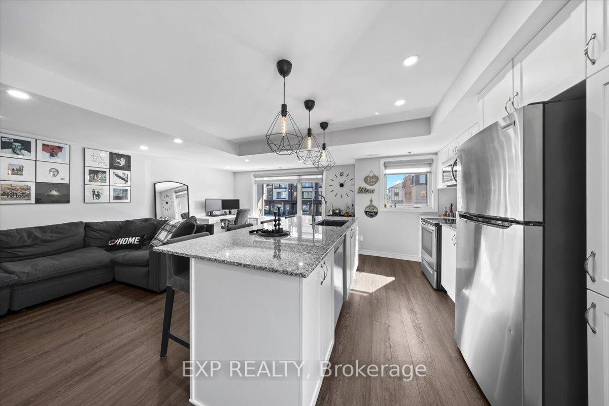 Photo 10 of 617 Makwa Private, Ottawa, CFB Rockcliffe and Area — HOMEH