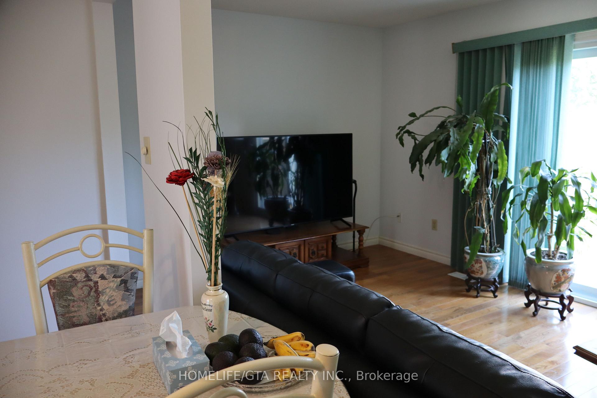 Photo 15 of Unit 8, 1338 Upper Gage Avenue, Hamilton, Randall — HOMEH
