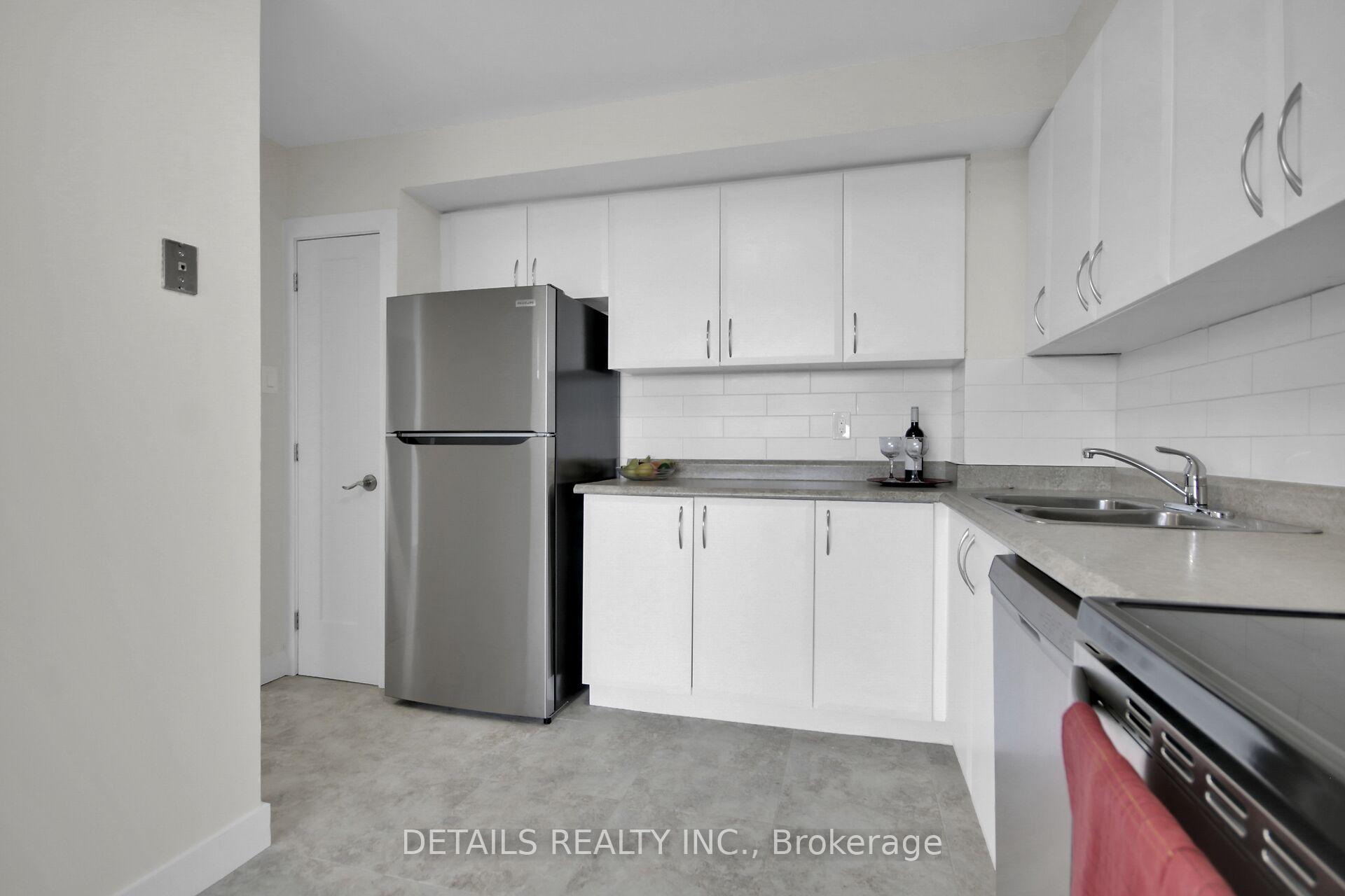 Photo 17 of Unit 1406, 2760 Carousel Crescent, Ottawa, Emerald Woods/Sawmill Creek — HOMEH
