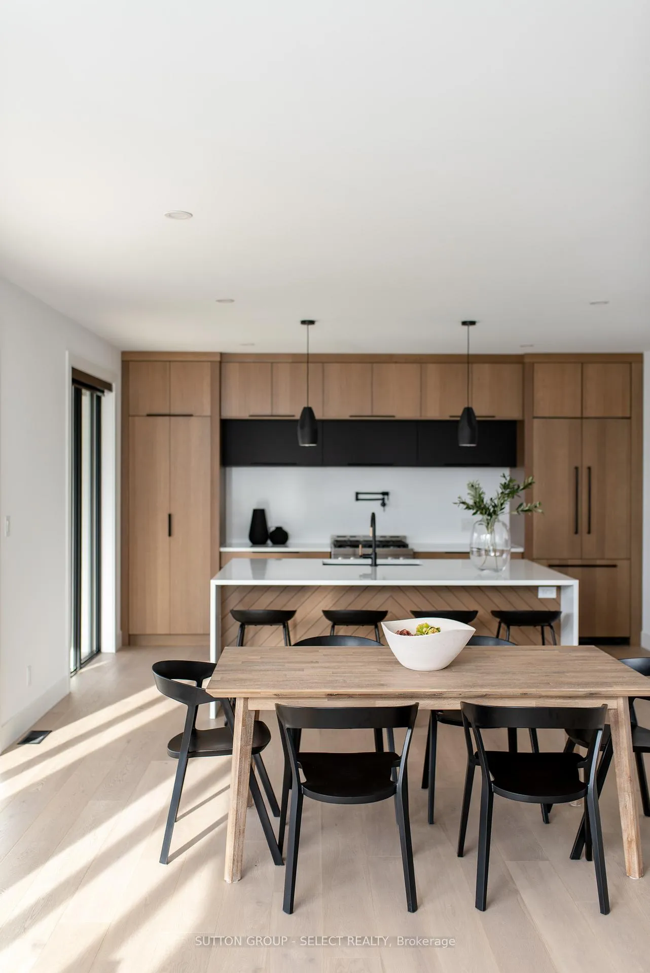 Photo 44 of 102 Silver Maple Circle, Thames Centre, Rural Thames Centre — HOMEH