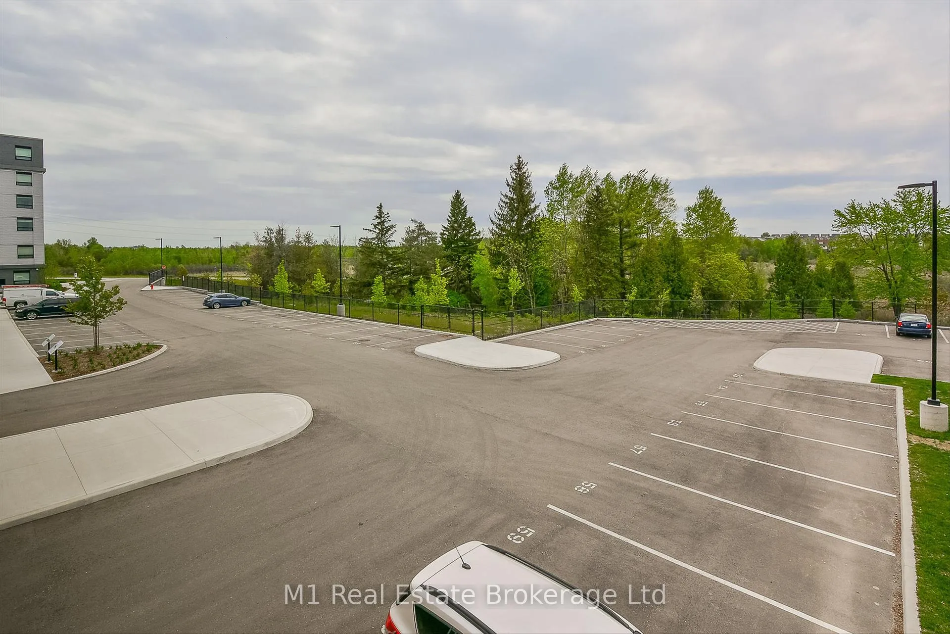 Photo 48 of Unit 304, 1219 Gordon Street, Guelph, Kortright West — HOMEH