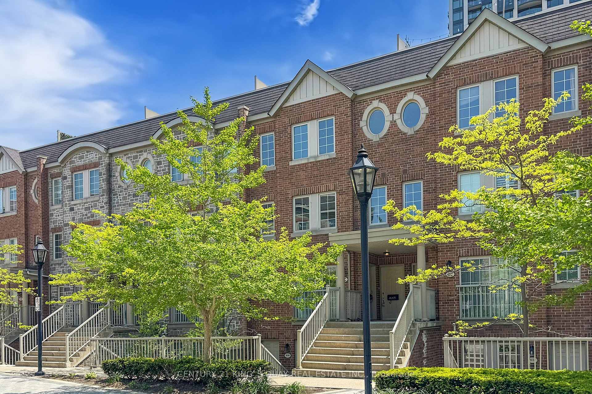 Front of Unit T93, 9 Windermere Avenue
