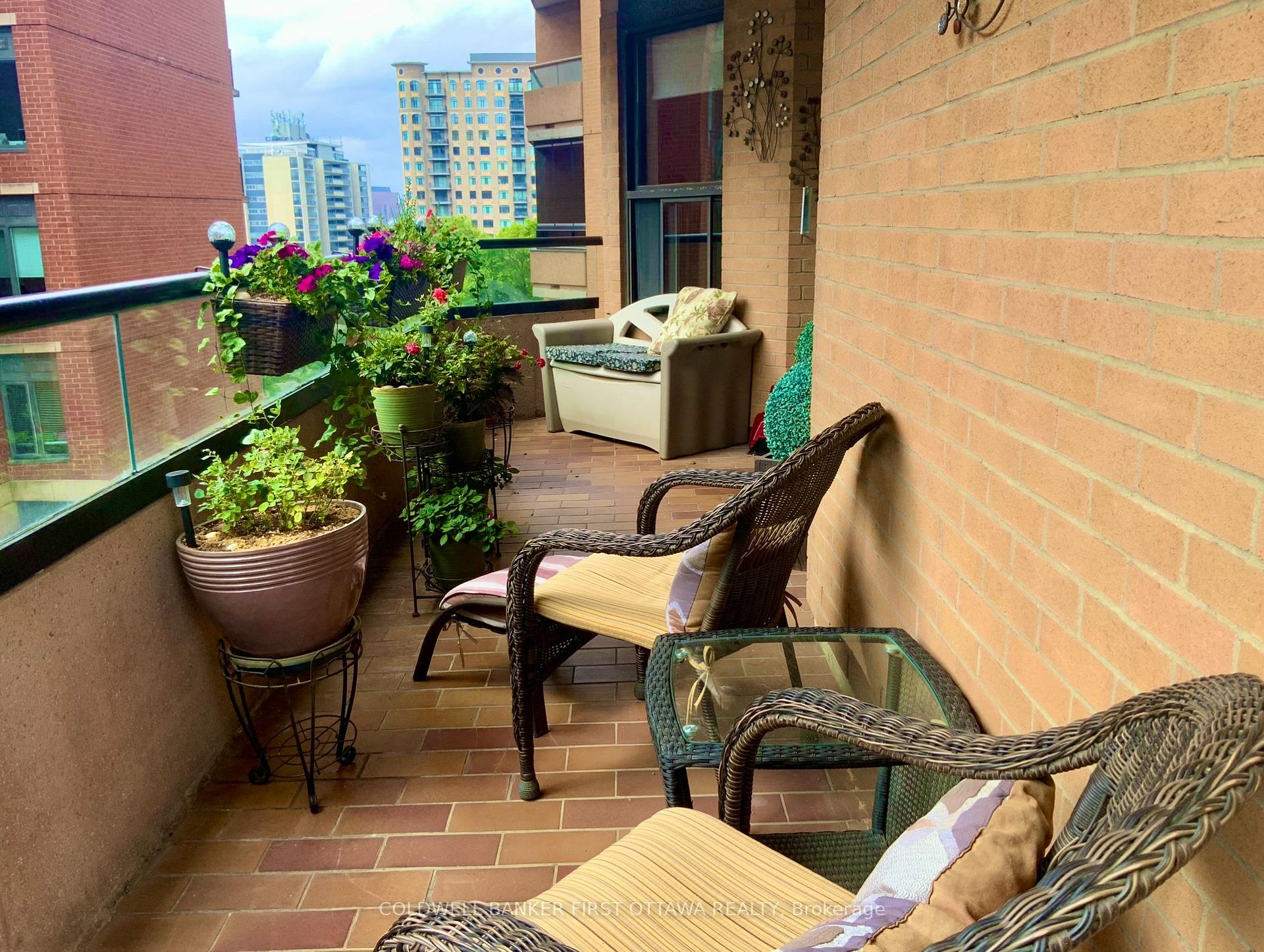 Photo 5 of Unit 506, 556 Laurier Avenue W, Ottawa, Ottawa Centre — HOMEH