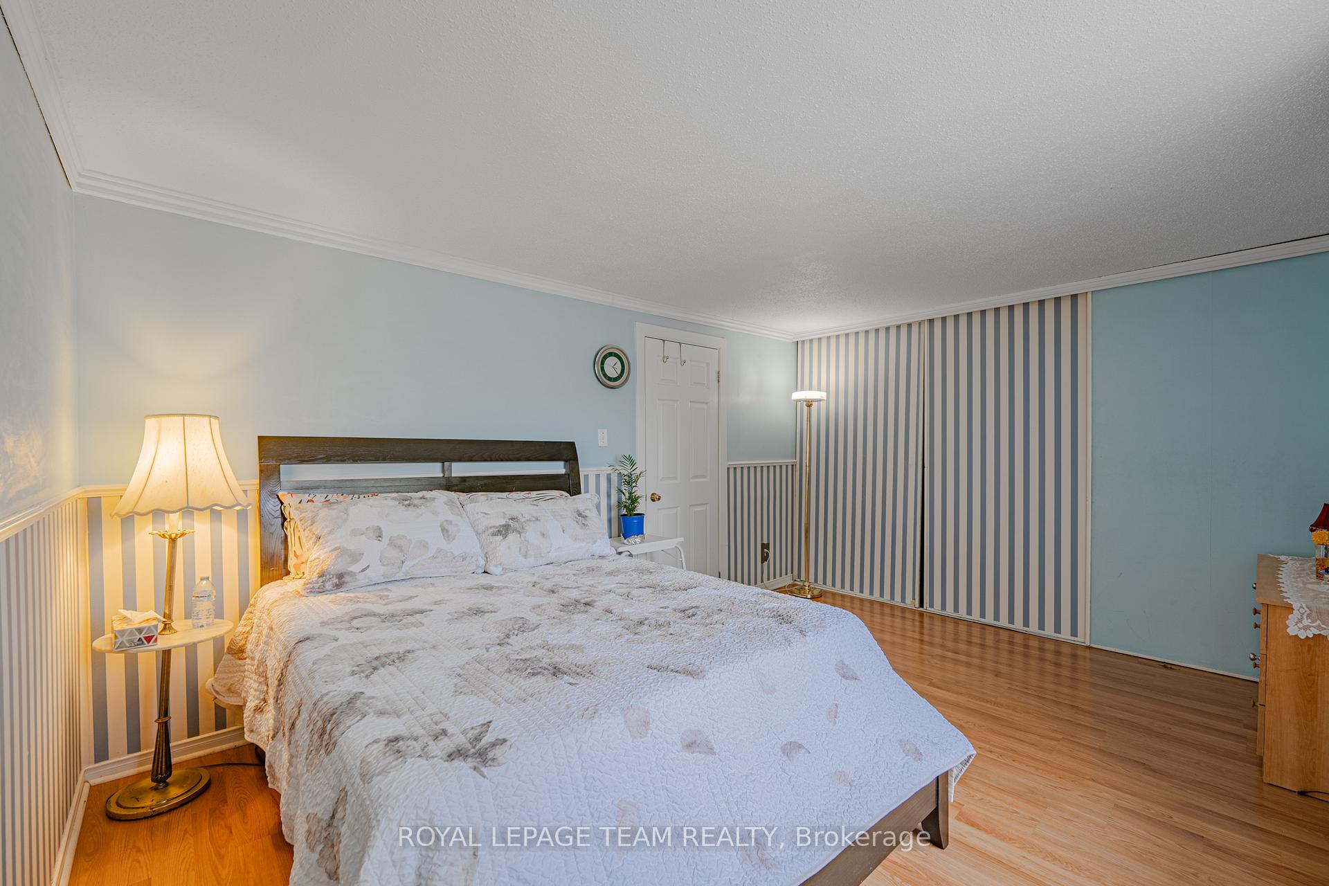 Photo 16 of 1461 Murdock Gate, Ottawa, Cyrville — HOMEH