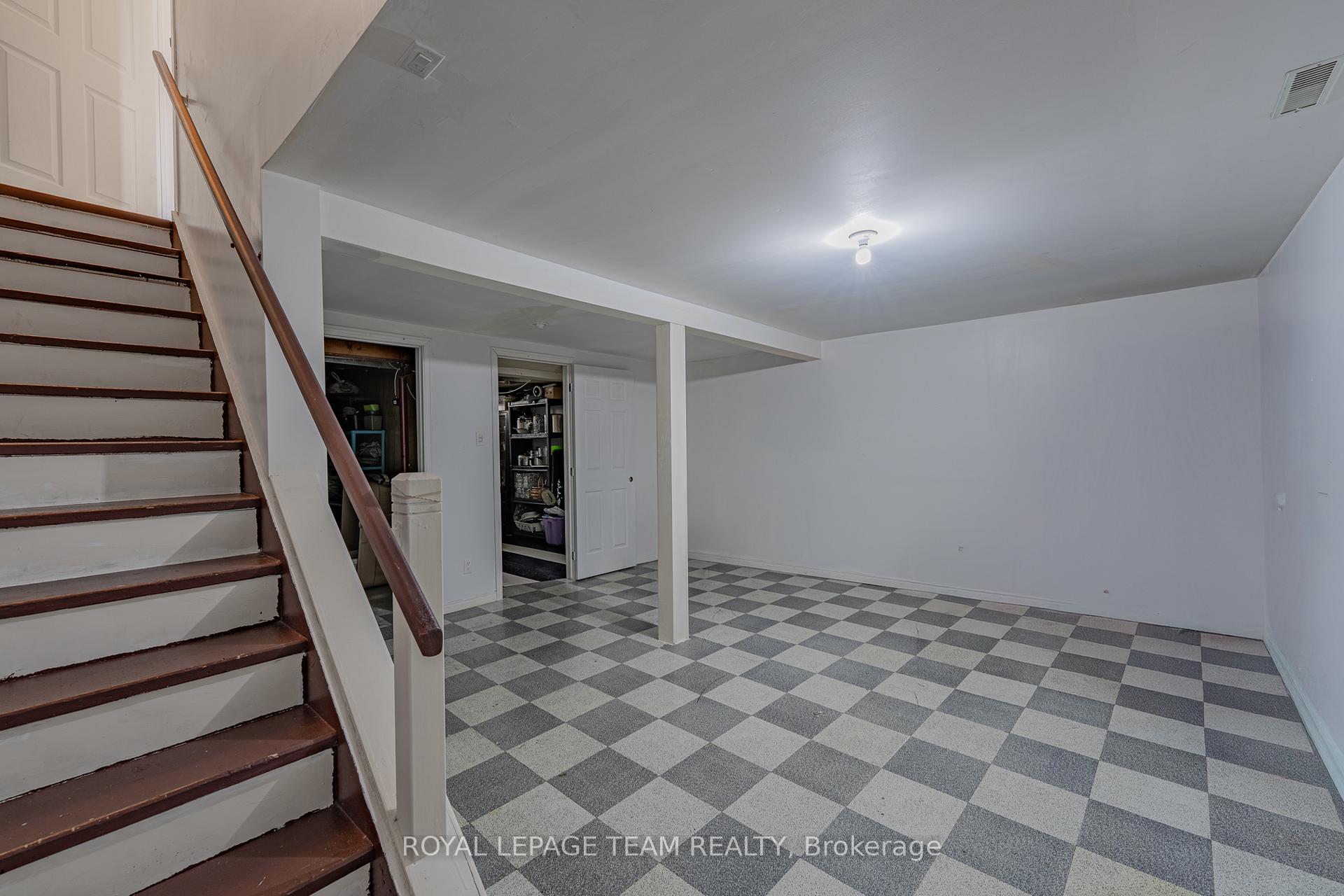 Photo 20 of 1461 Murdock Gate, Ottawa, Cyrville — HOMEH