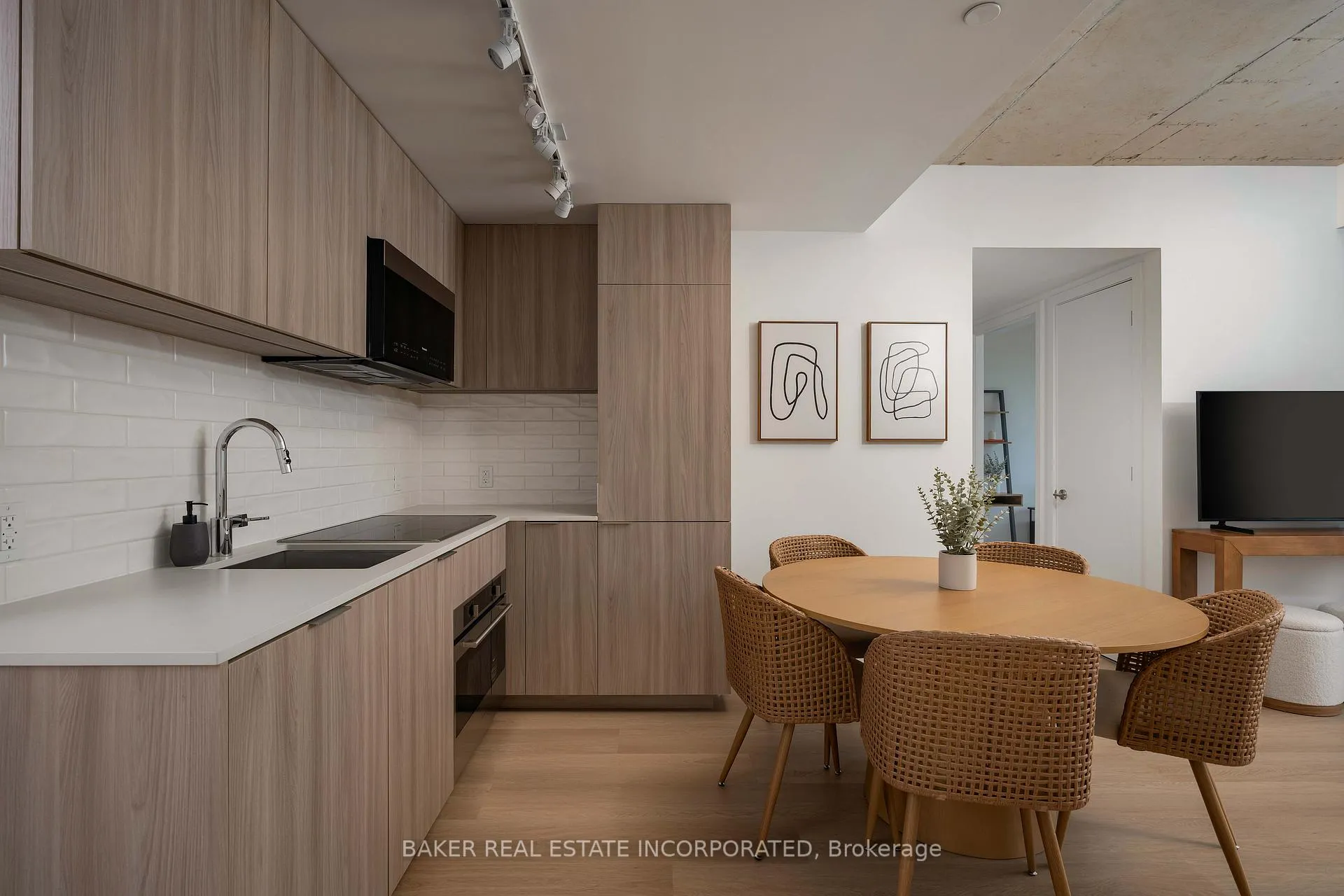 Photo 2 of Unit 527, 28 Eastern Avenue, Toronto, Moss Park — HOMEH