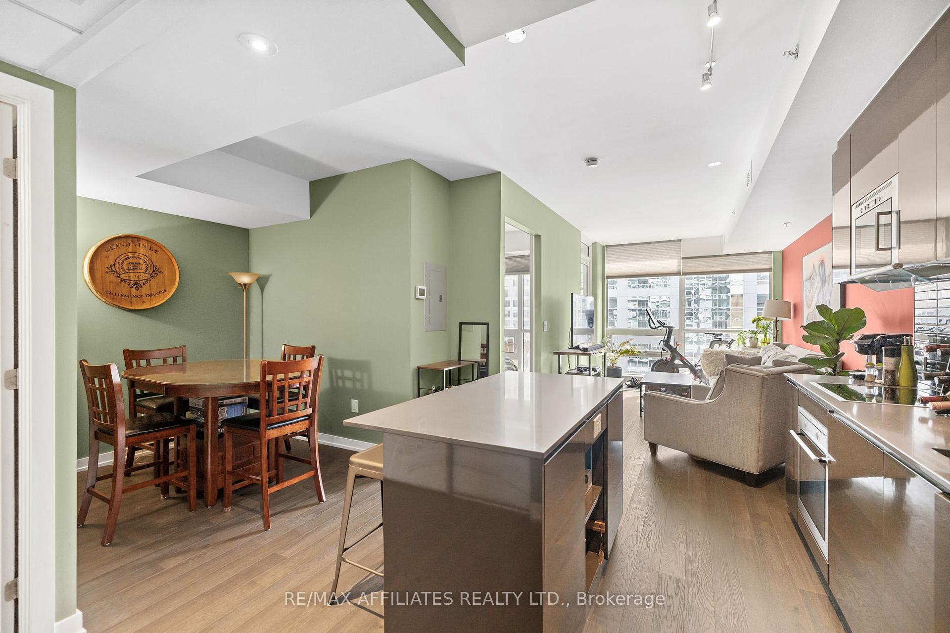 Photo 11 of Unit 908, 199 Slater Street, Ottawa, Ottawa Centre — HOMEH