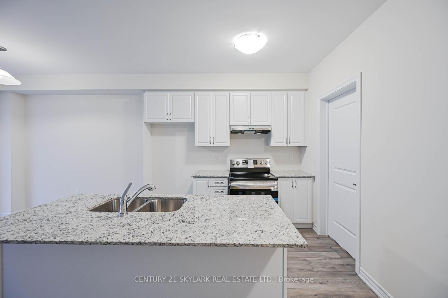 Photo 15 of 159 Gear Avenue, Erin — HOMEH