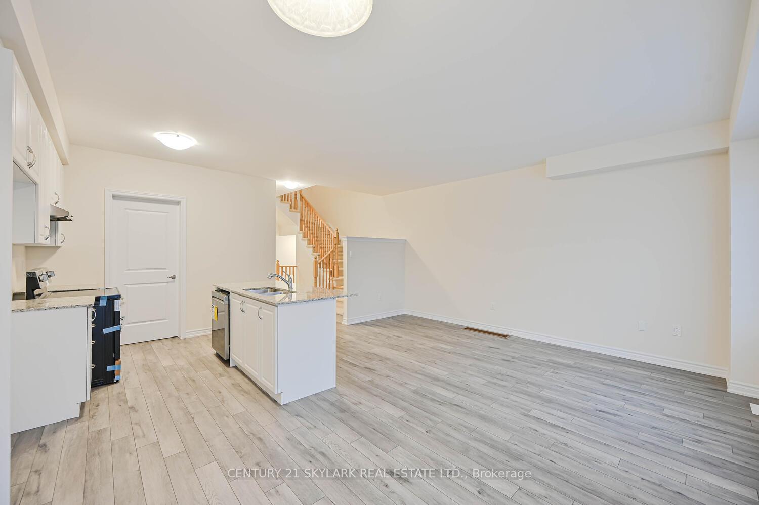 Photo 14 of 159 Gear Avenue, Erin — HOMEH