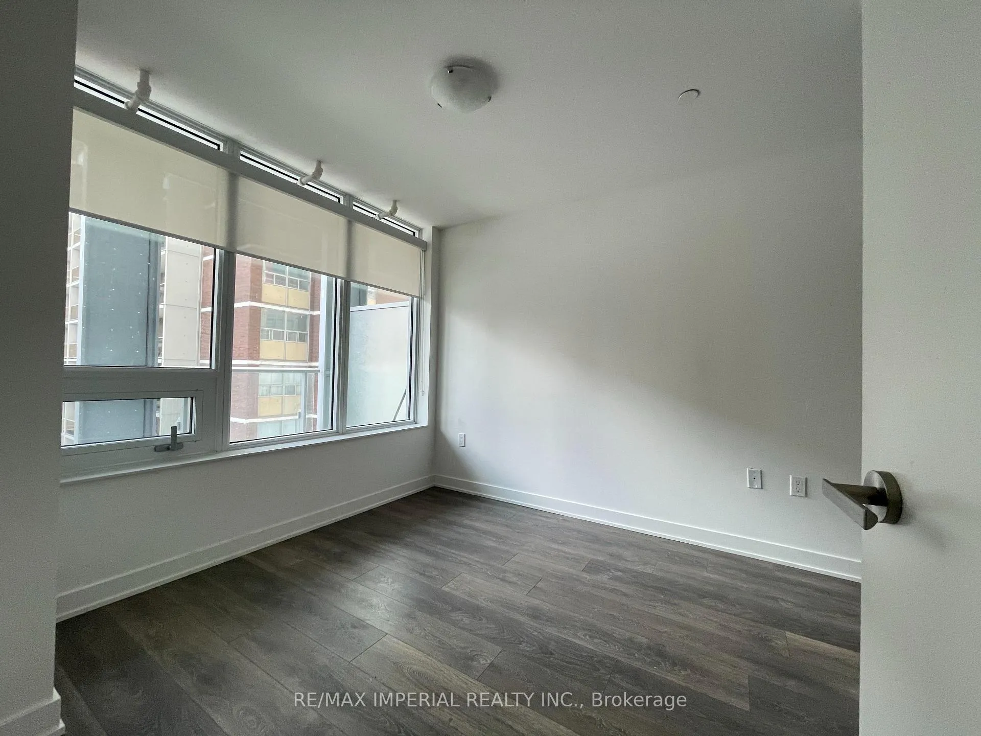 Photo 10 of Unit 405, 195 Redpath Avenue, Toronto, Mount Pleasant West — HOMEH