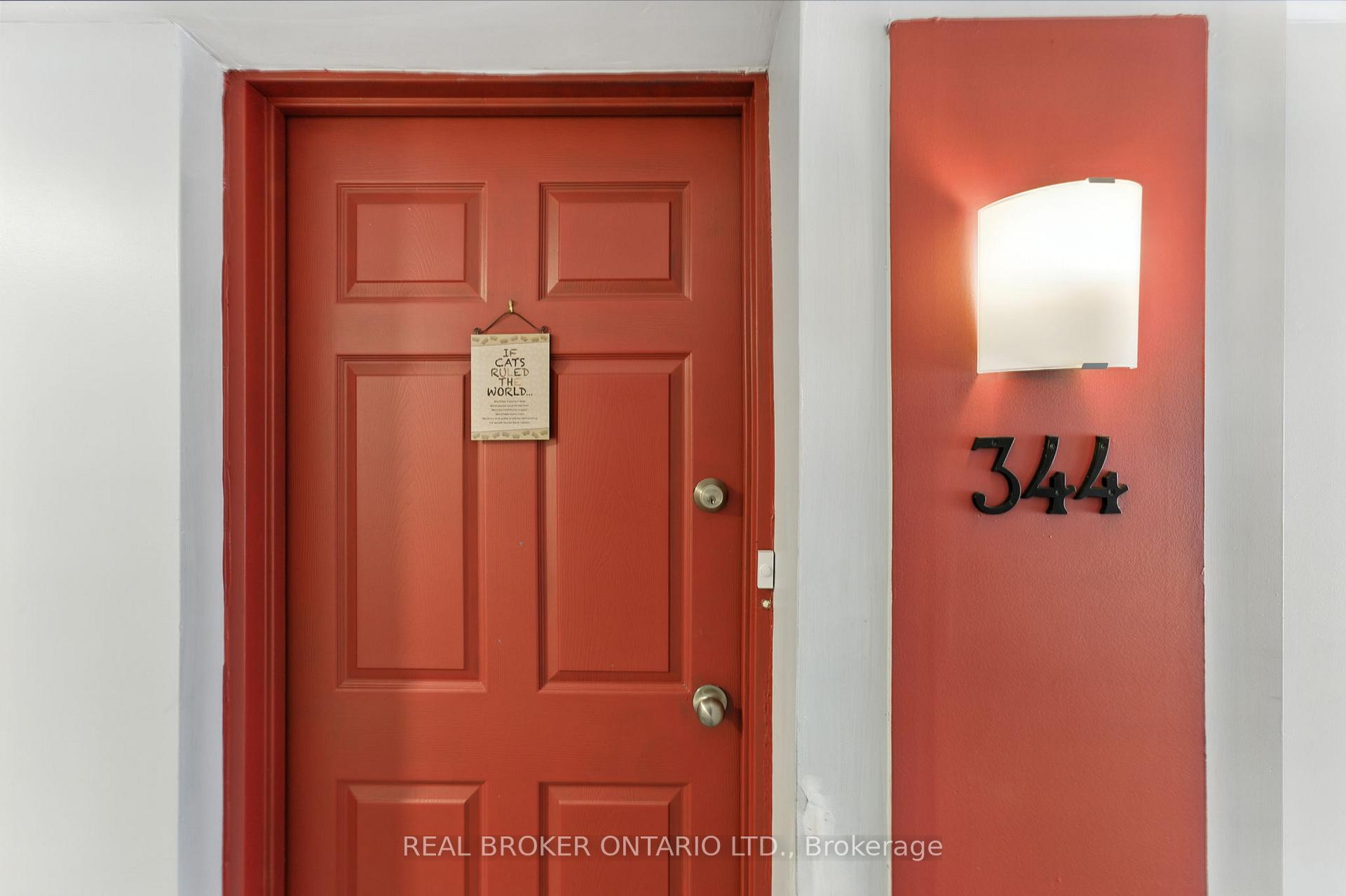 Photo 6 of 344 Garden Glen Private, Ottawa, Meadowlands/Crestview — HOMEH